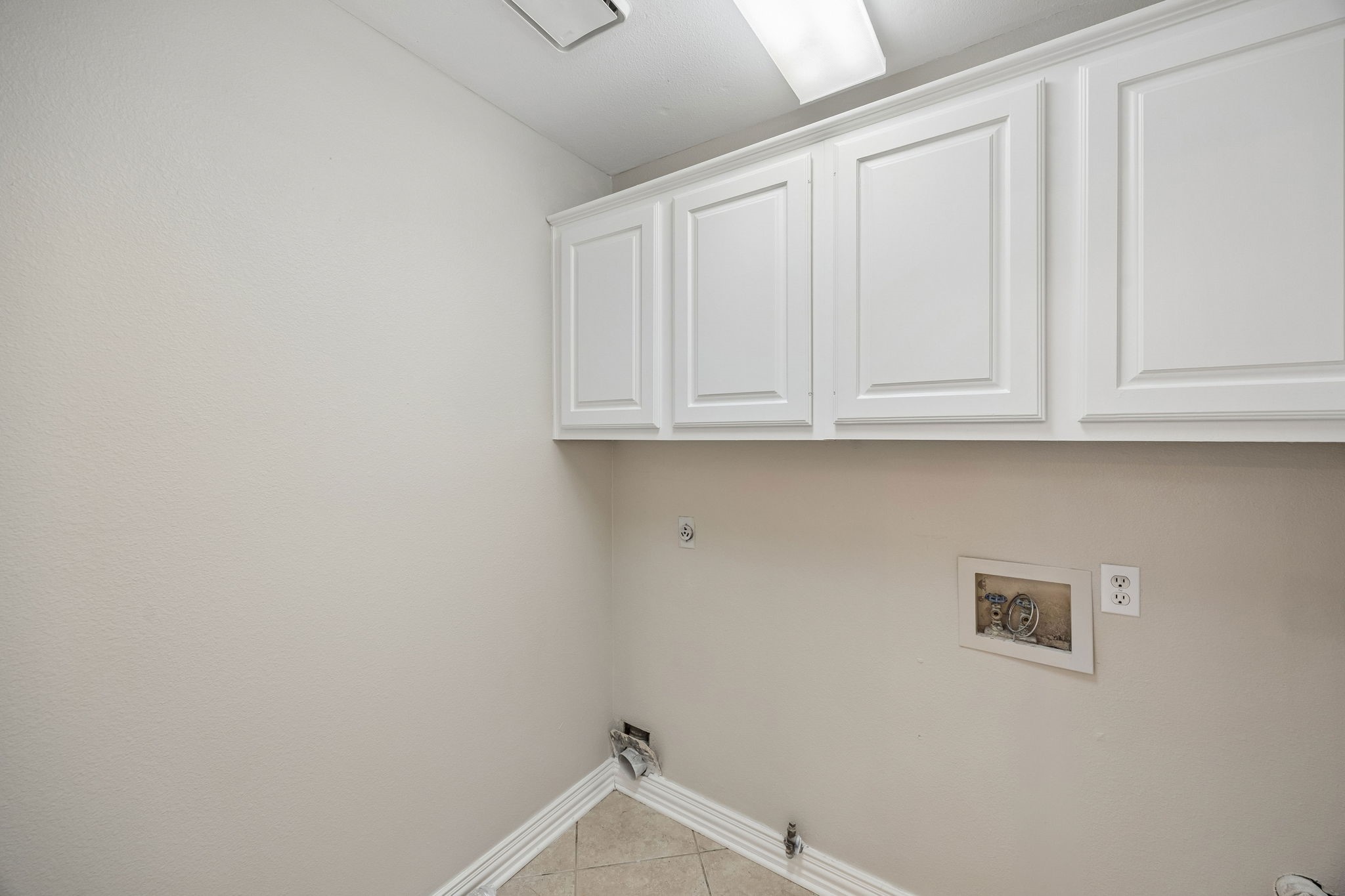 3700 Maywood Court
