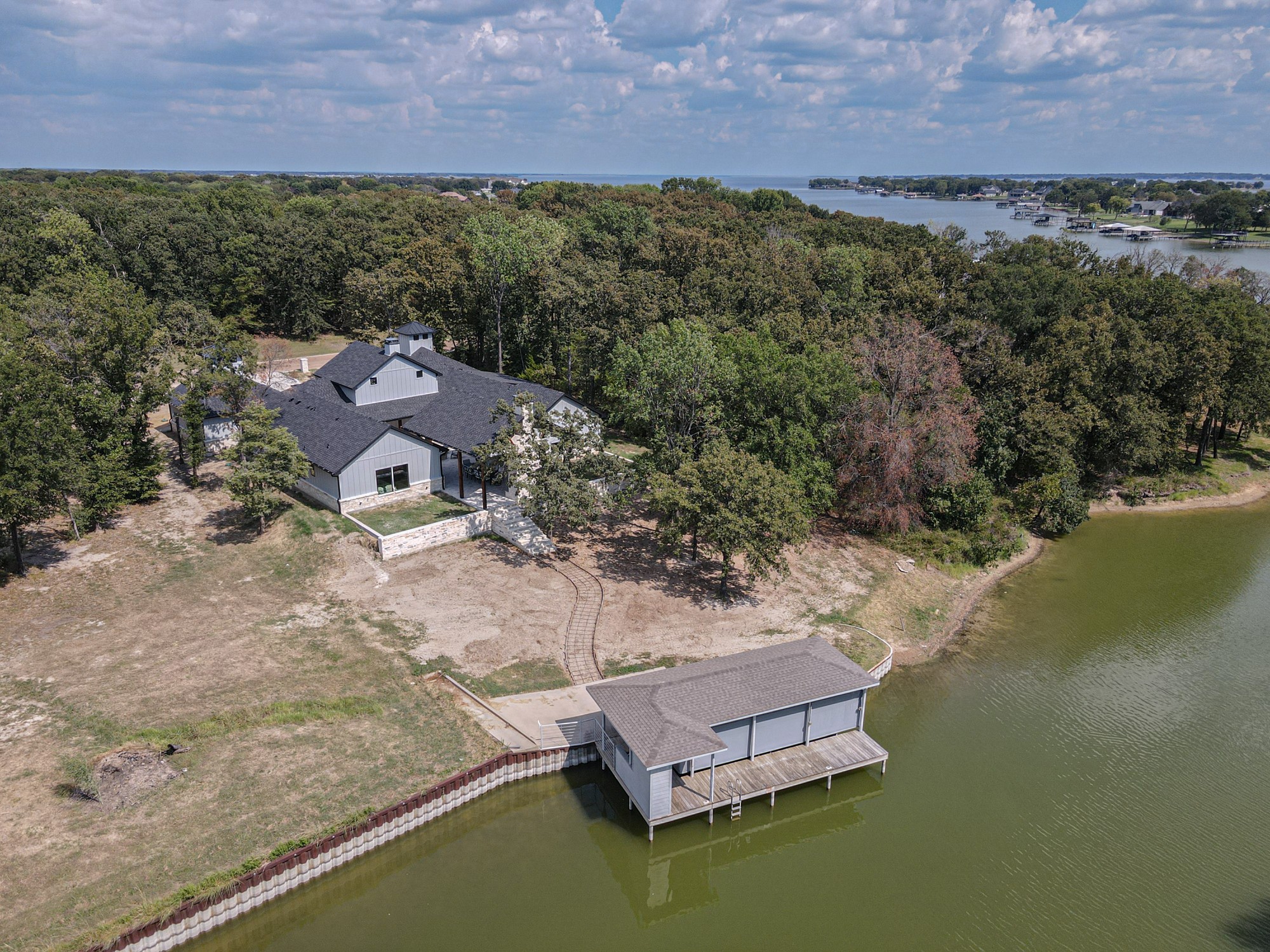 574 Clubhouse Drive
