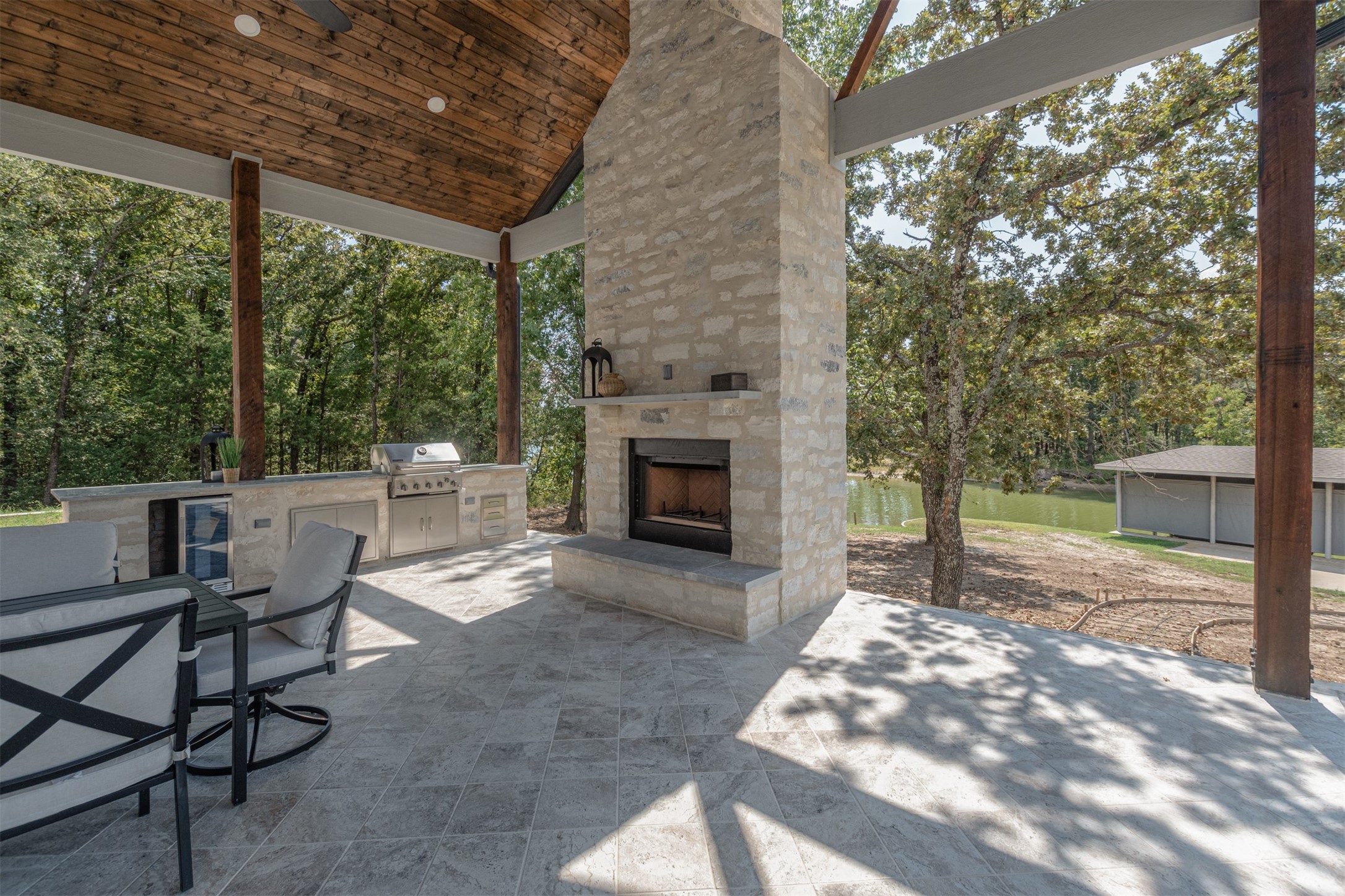 574 Clubhouse Drive
