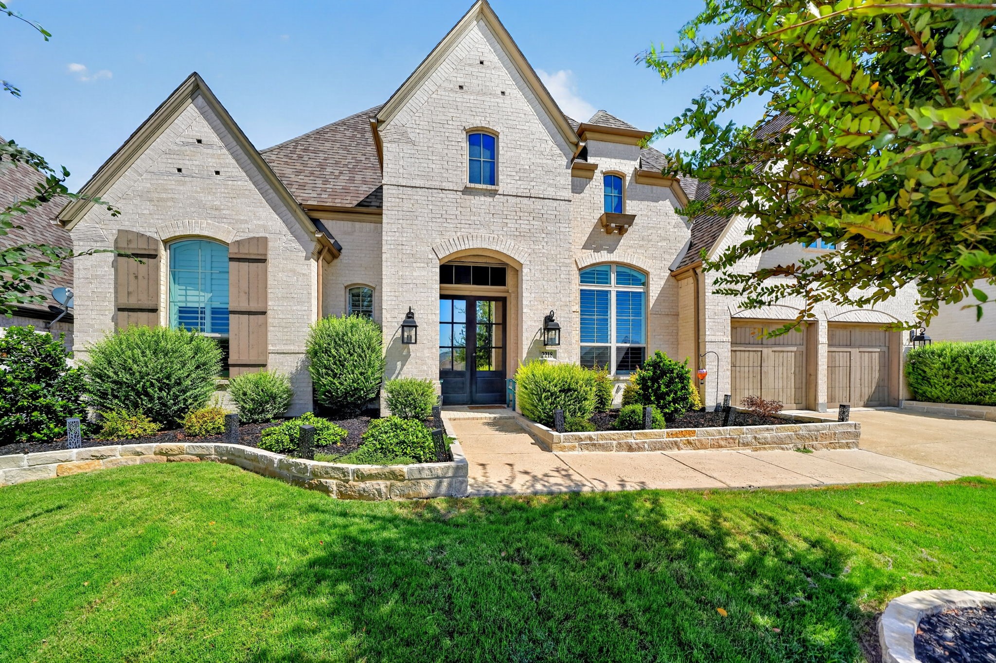 2218 Randas Way