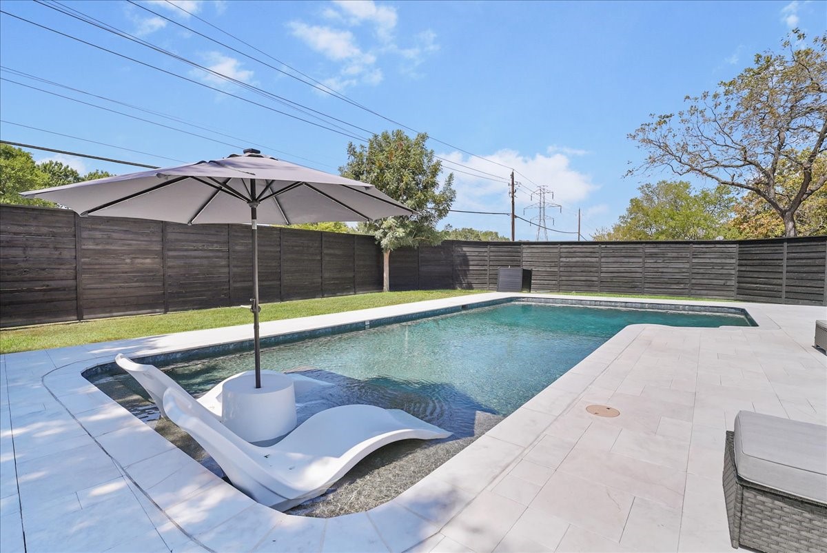 1635 Aurora Drive