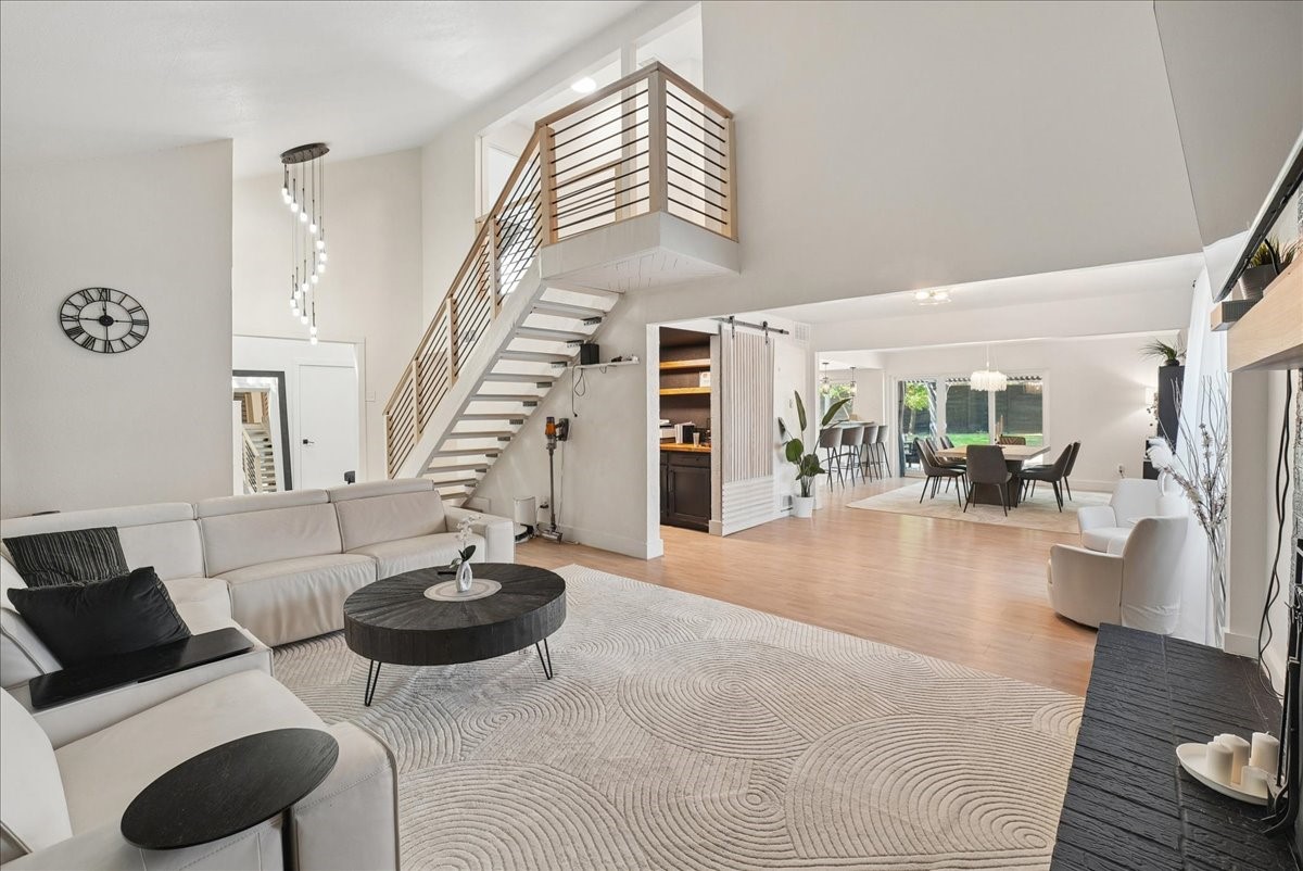1635 Aurora Drive