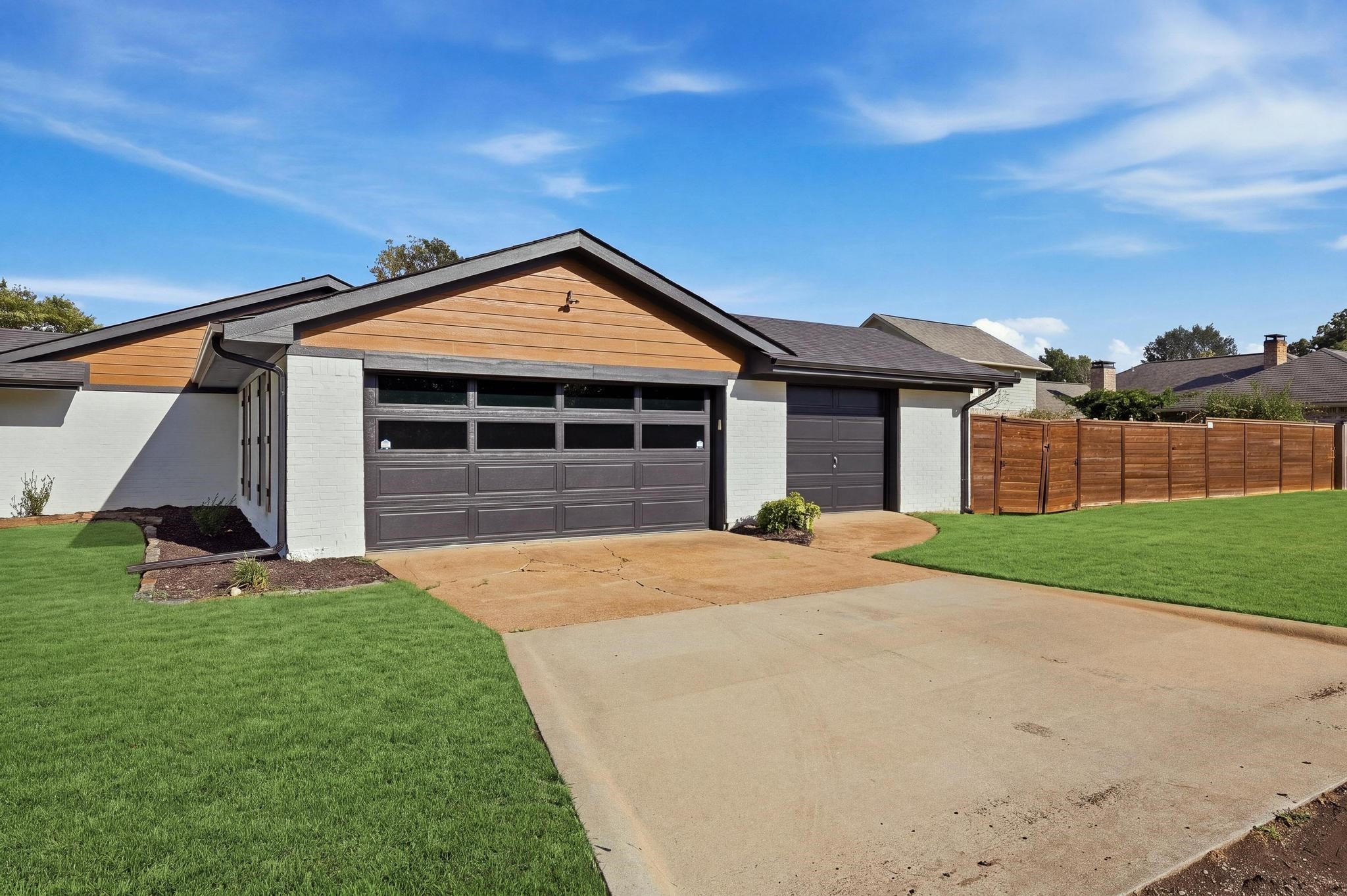 3910 Miranda Drive
