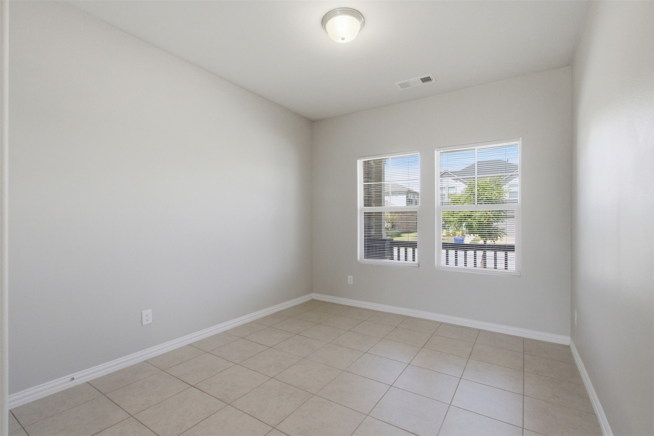 1335 Black Canyon Avenue