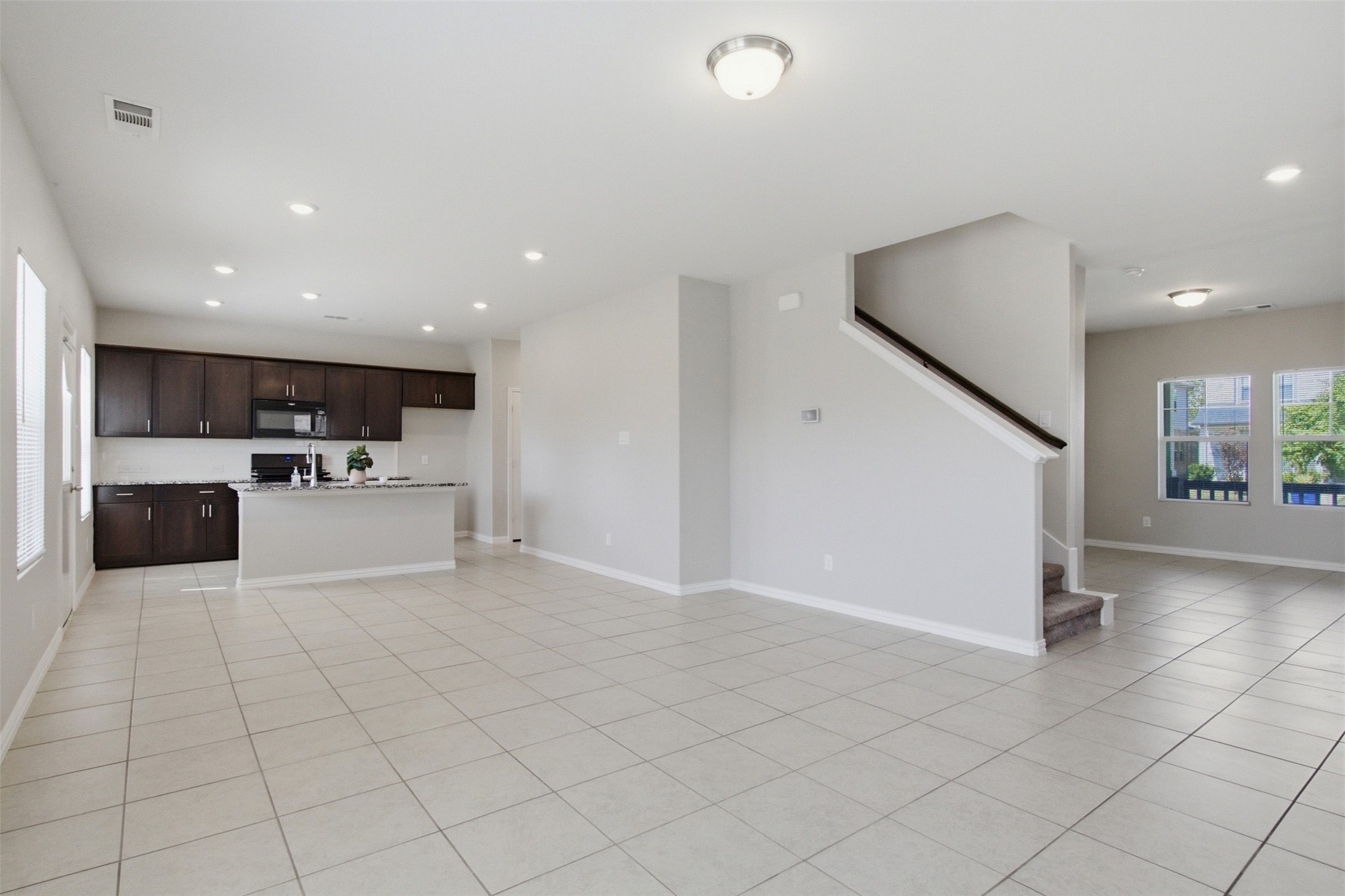 1335 Black Canyon Avenue
