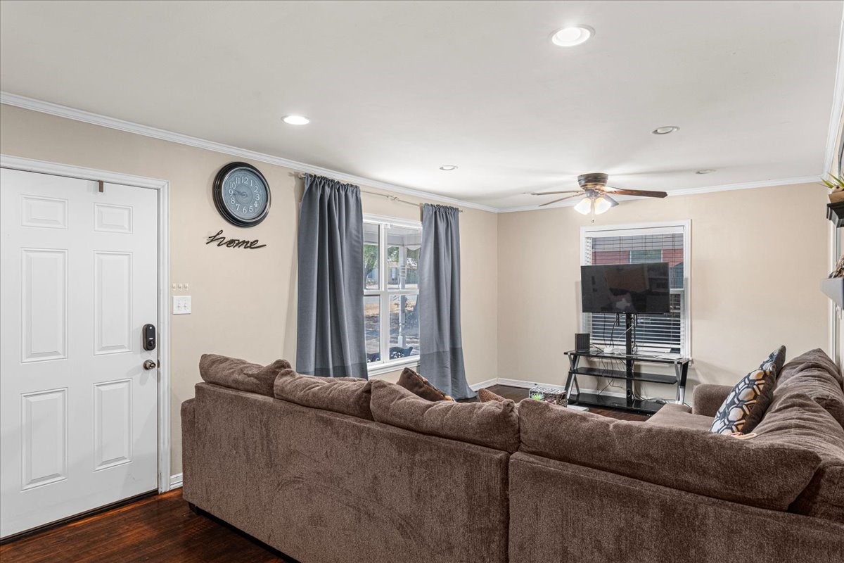 1412 Arlington Drive