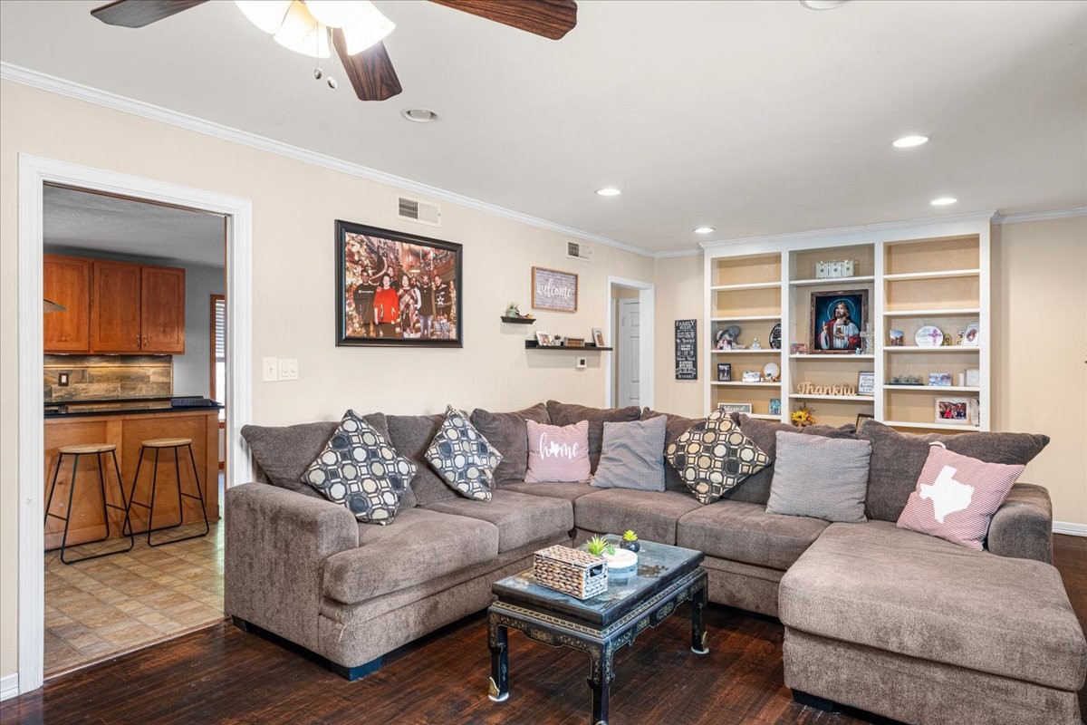 1412 Arlington Drive