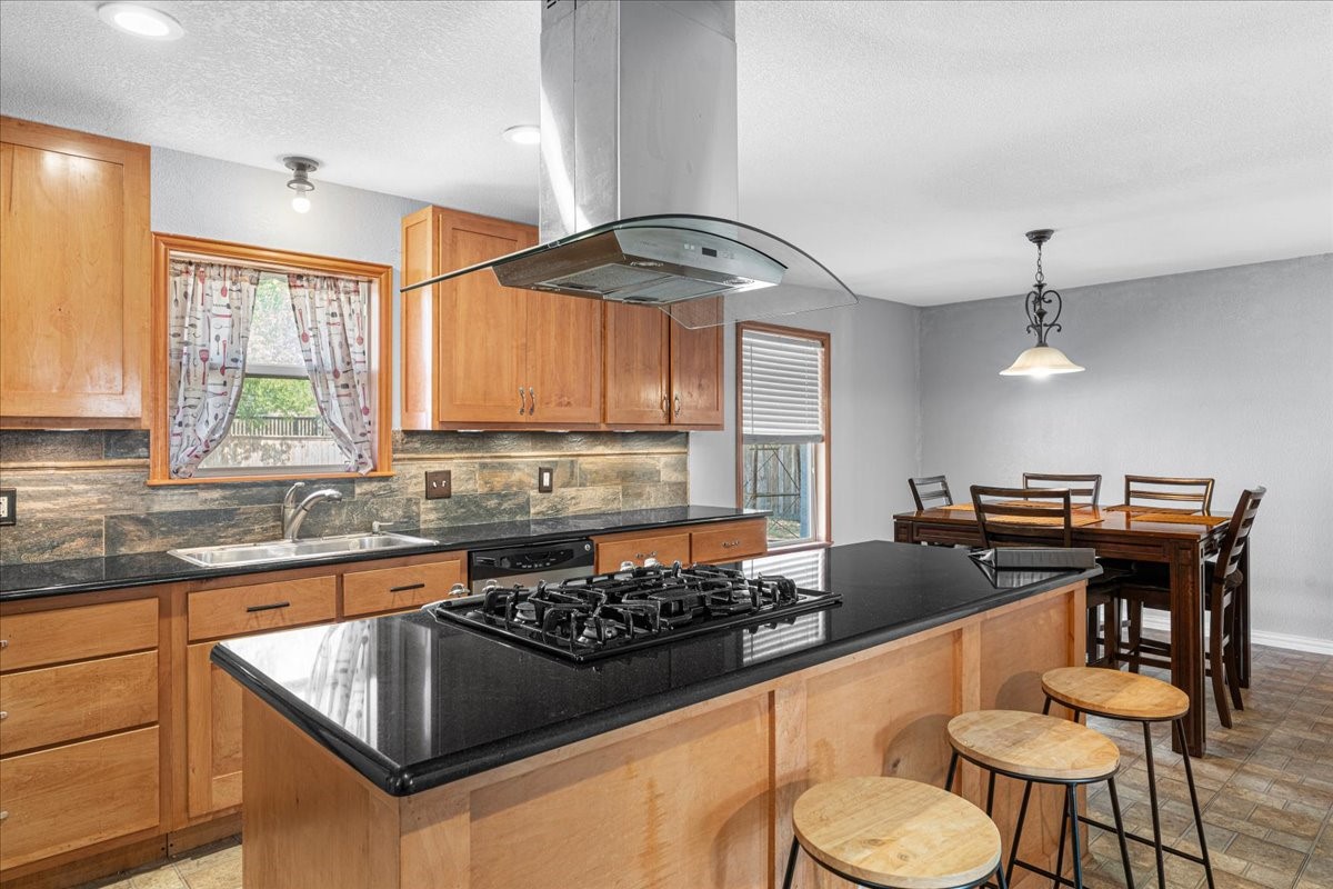 1412 Arlington Drive