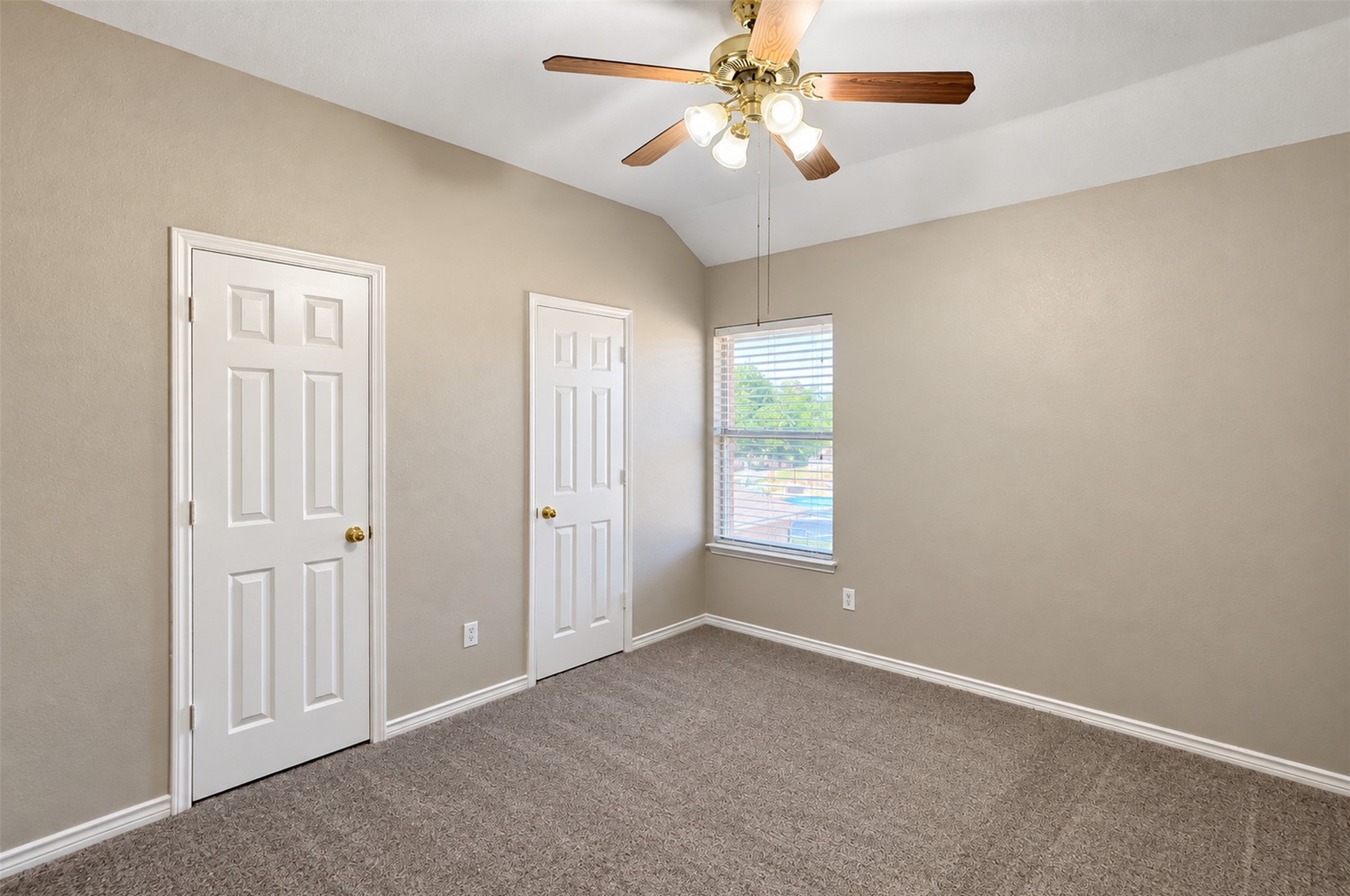 4205 Jasper Court