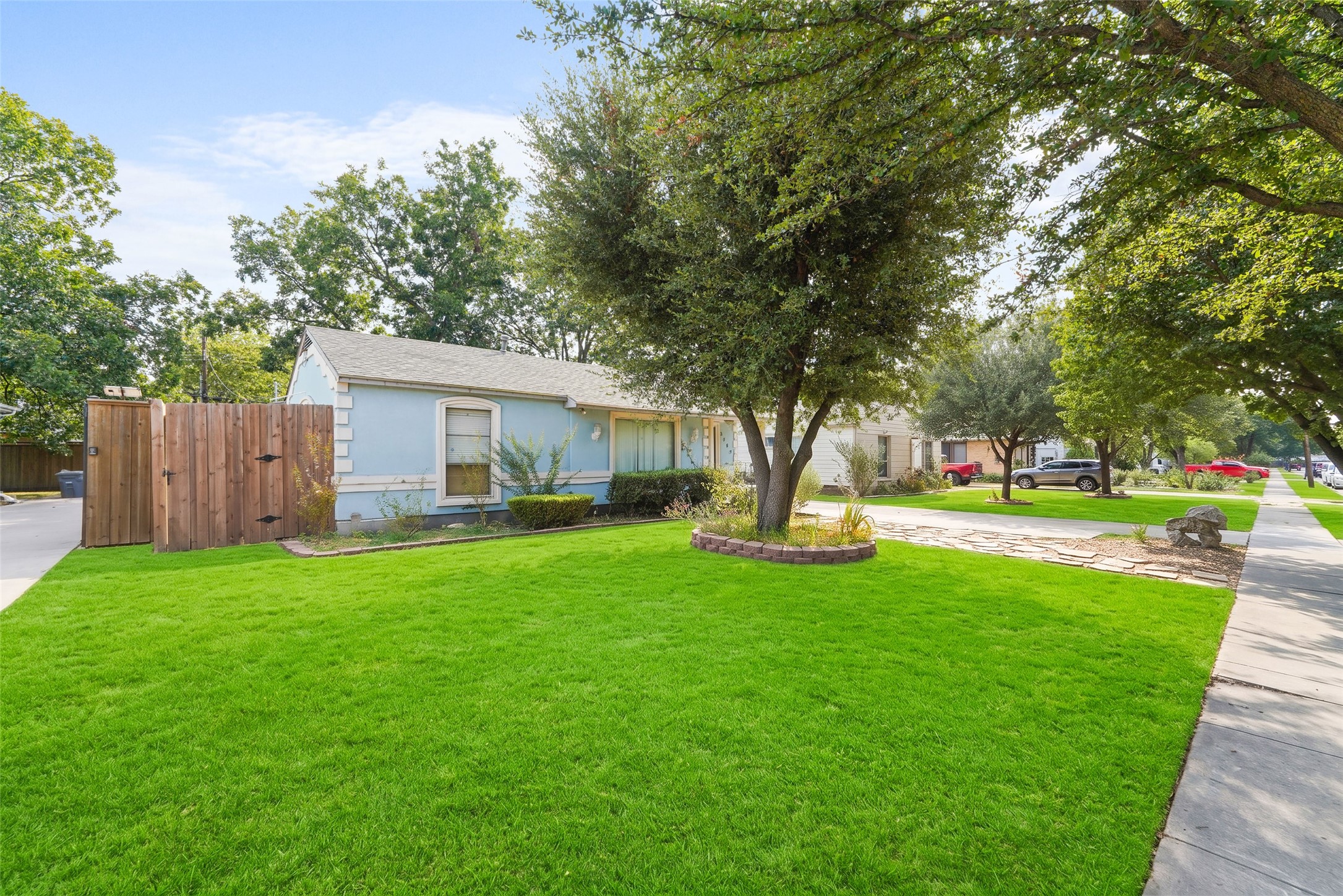 3760 Davila Drive