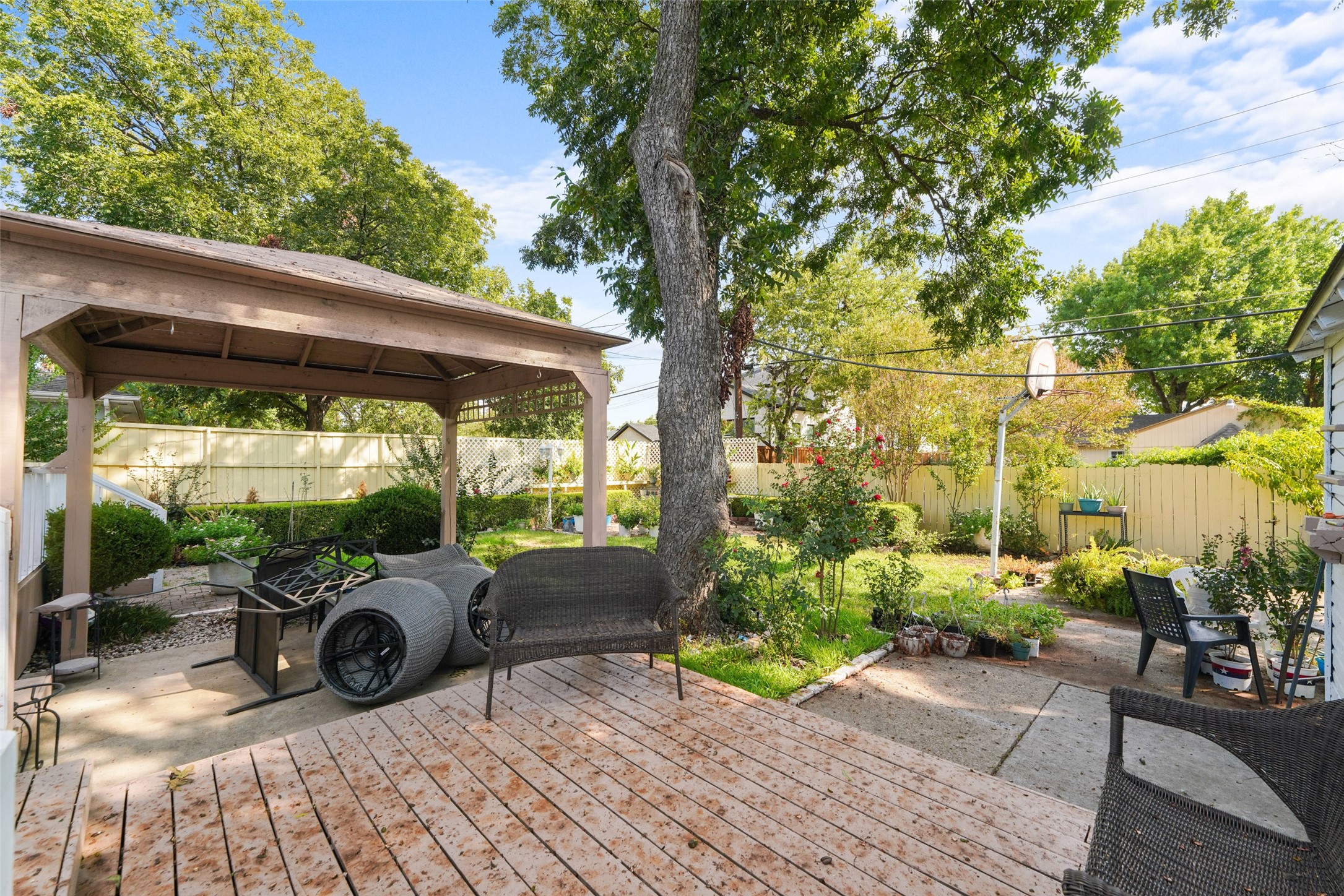 3760 Davila Drive