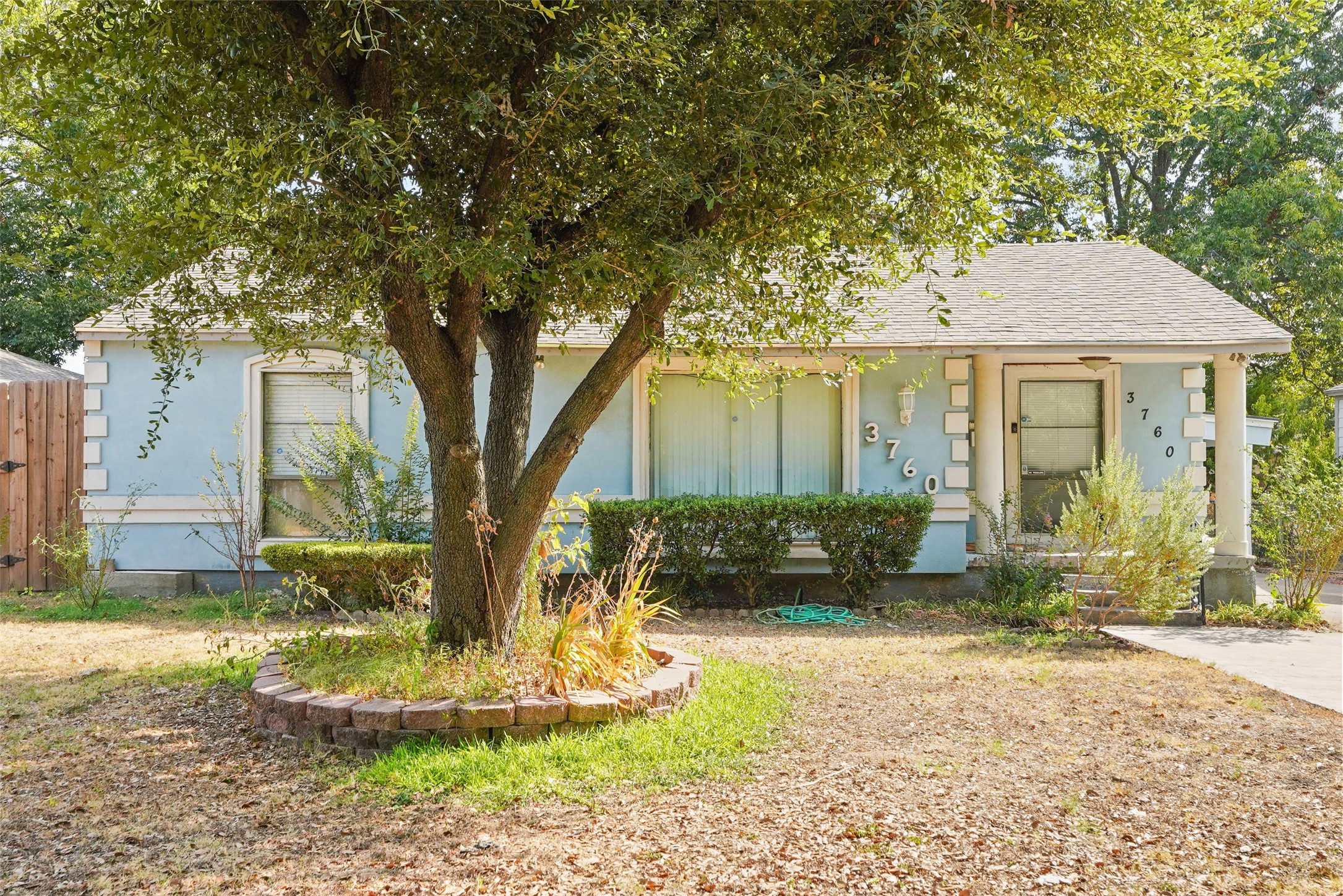 3760 Davila Drive