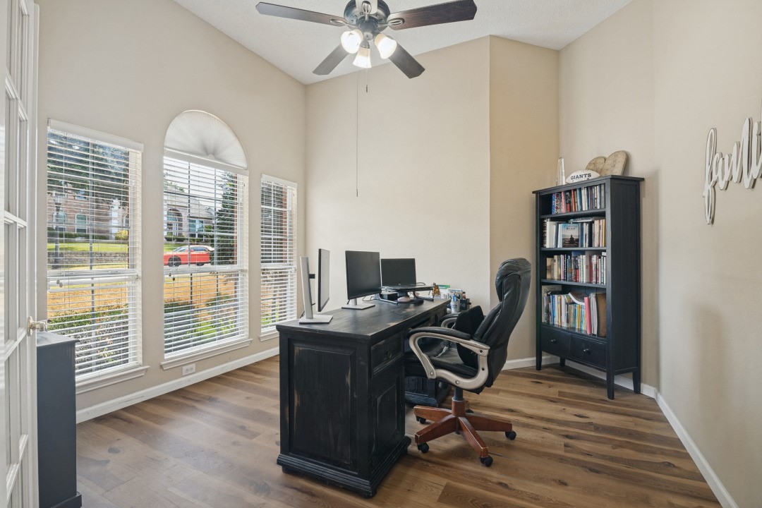 4914 Petersburg Drive