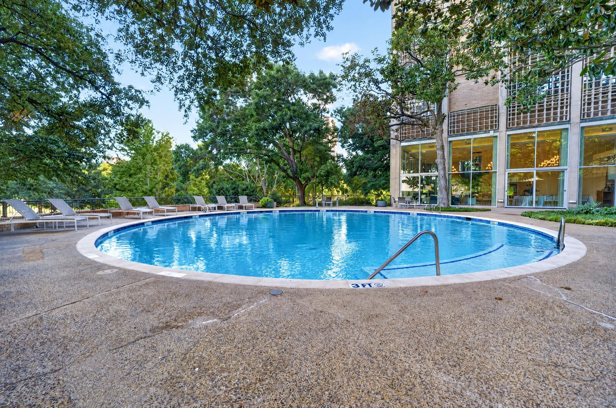 3525 Turtle Creek Boulevard 17B