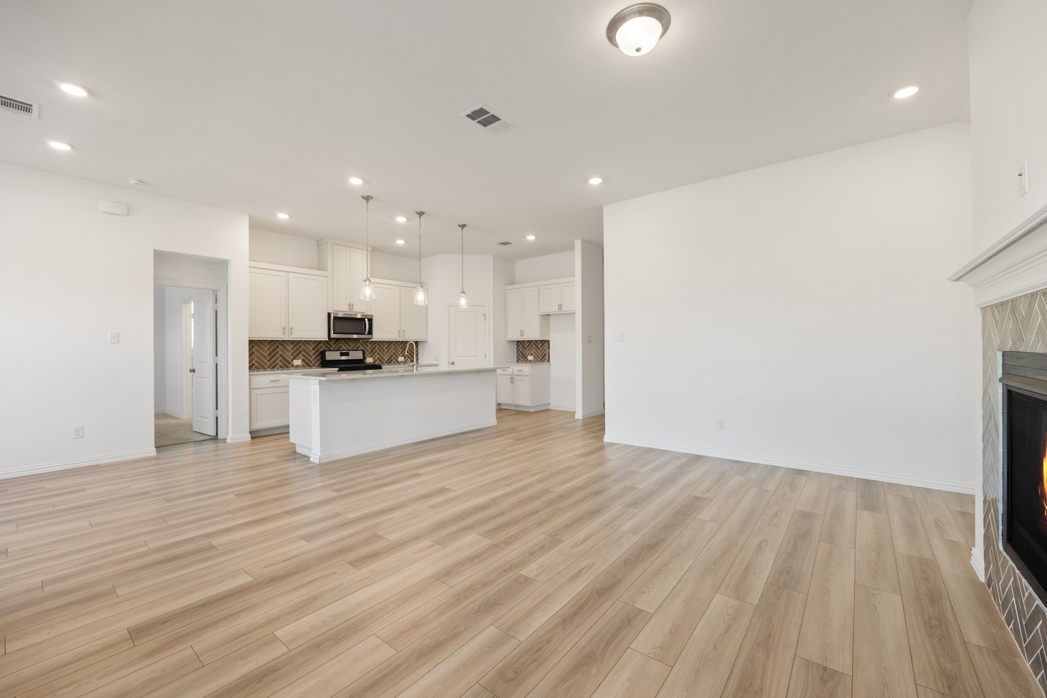 1836 Lockhart Drive