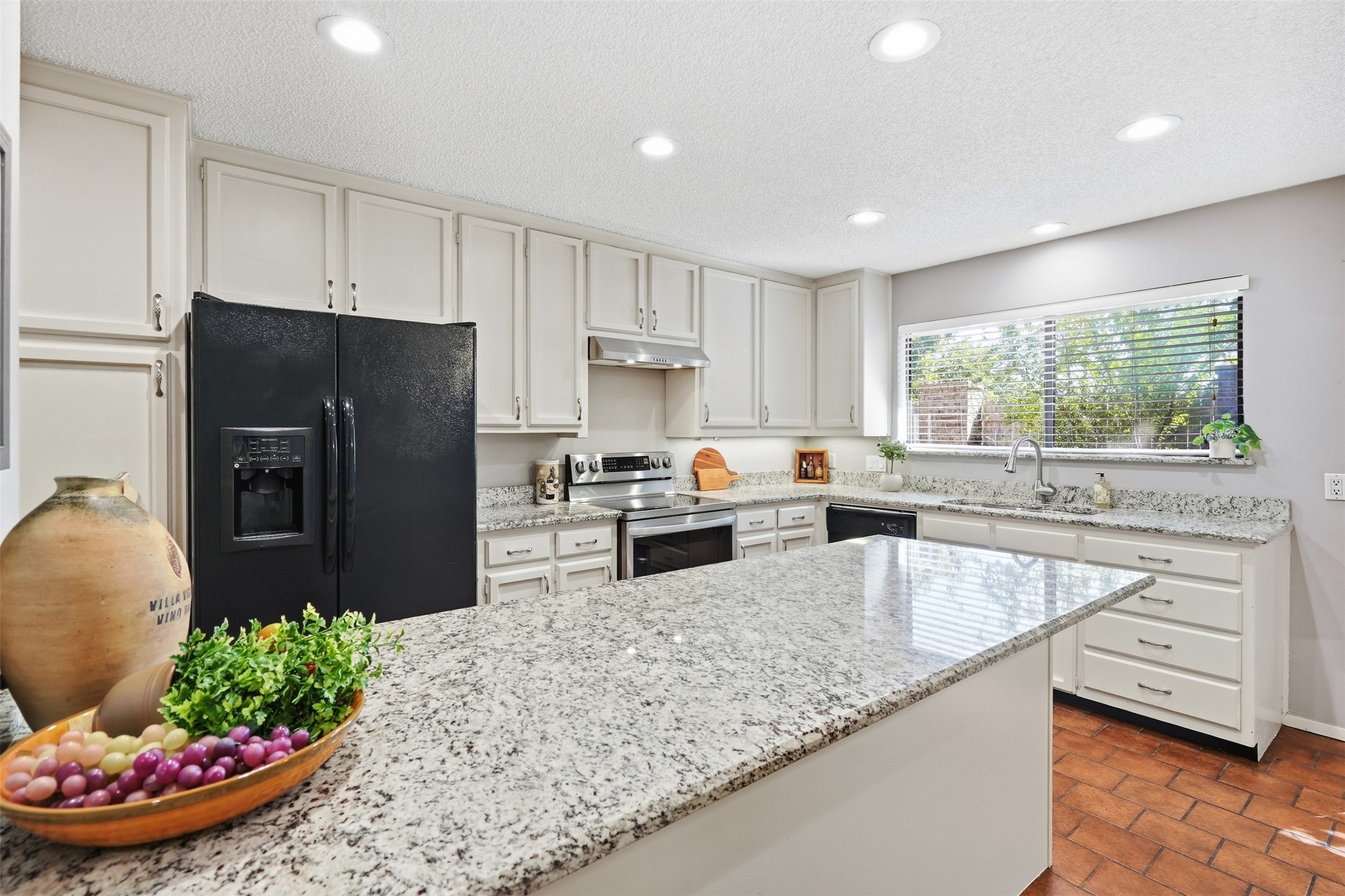 508 Fountainwood Drive