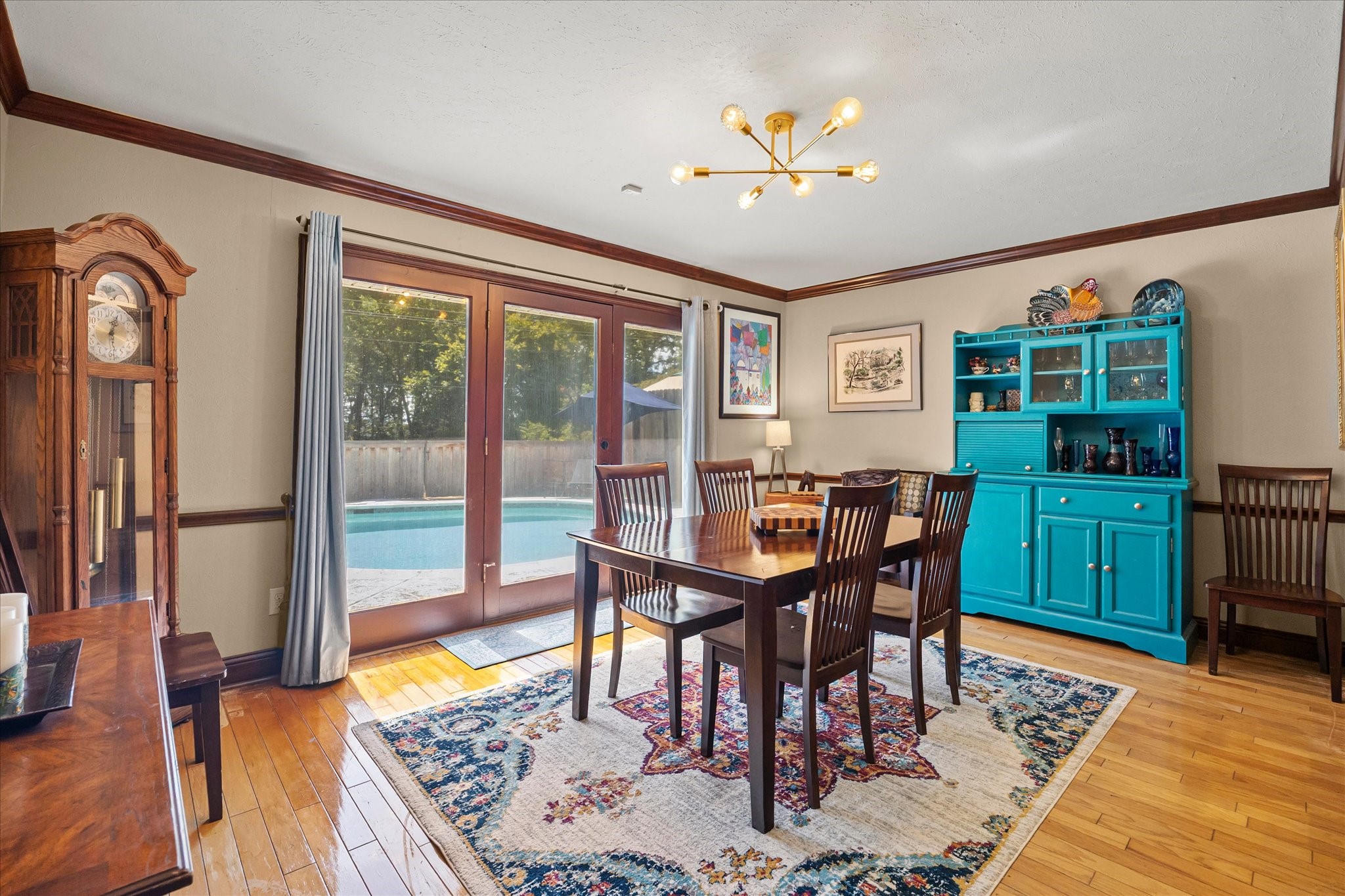1107 Bayshore Drive