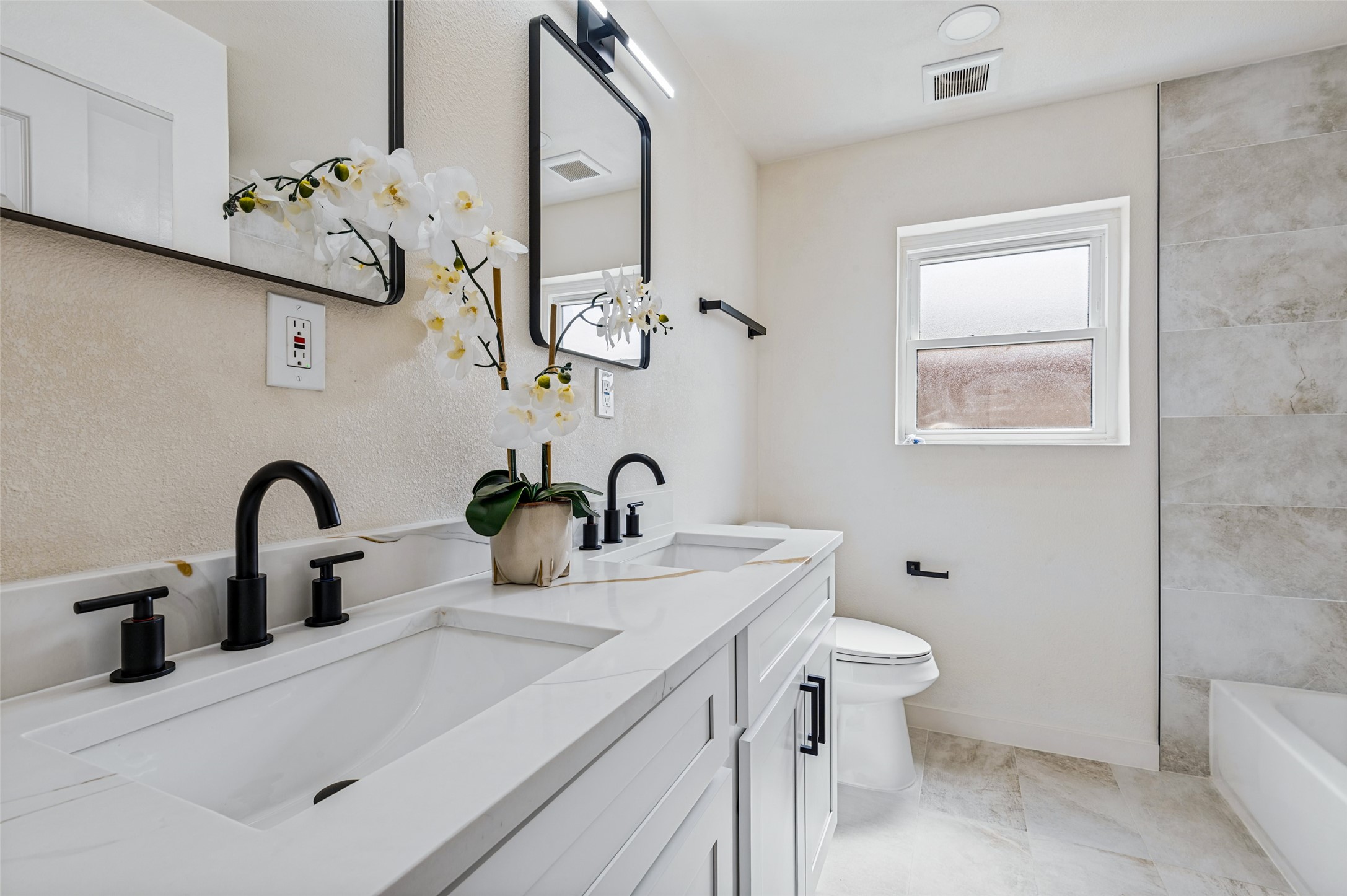 5445 Enderly Place