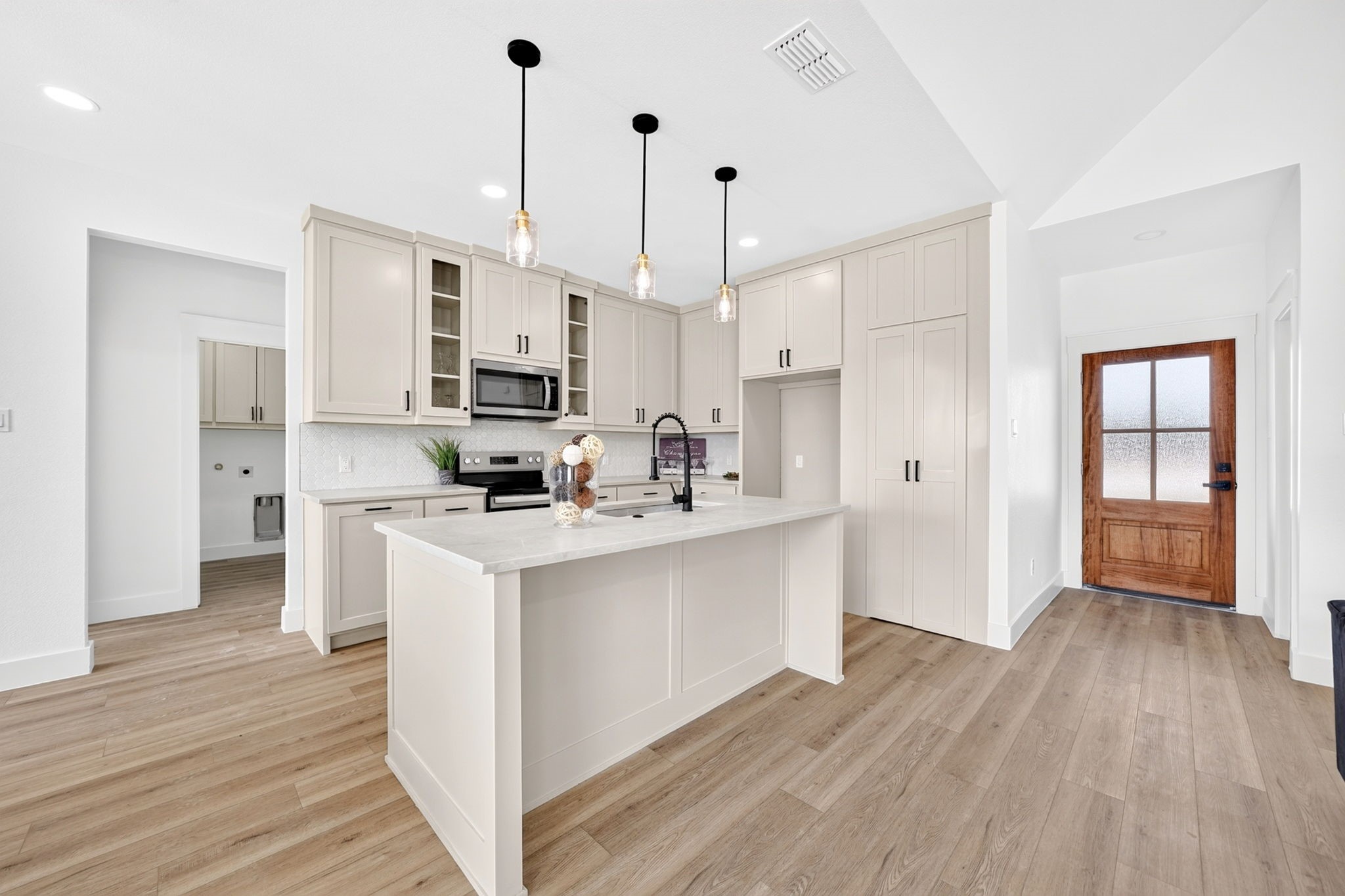 5731 Lewis Court