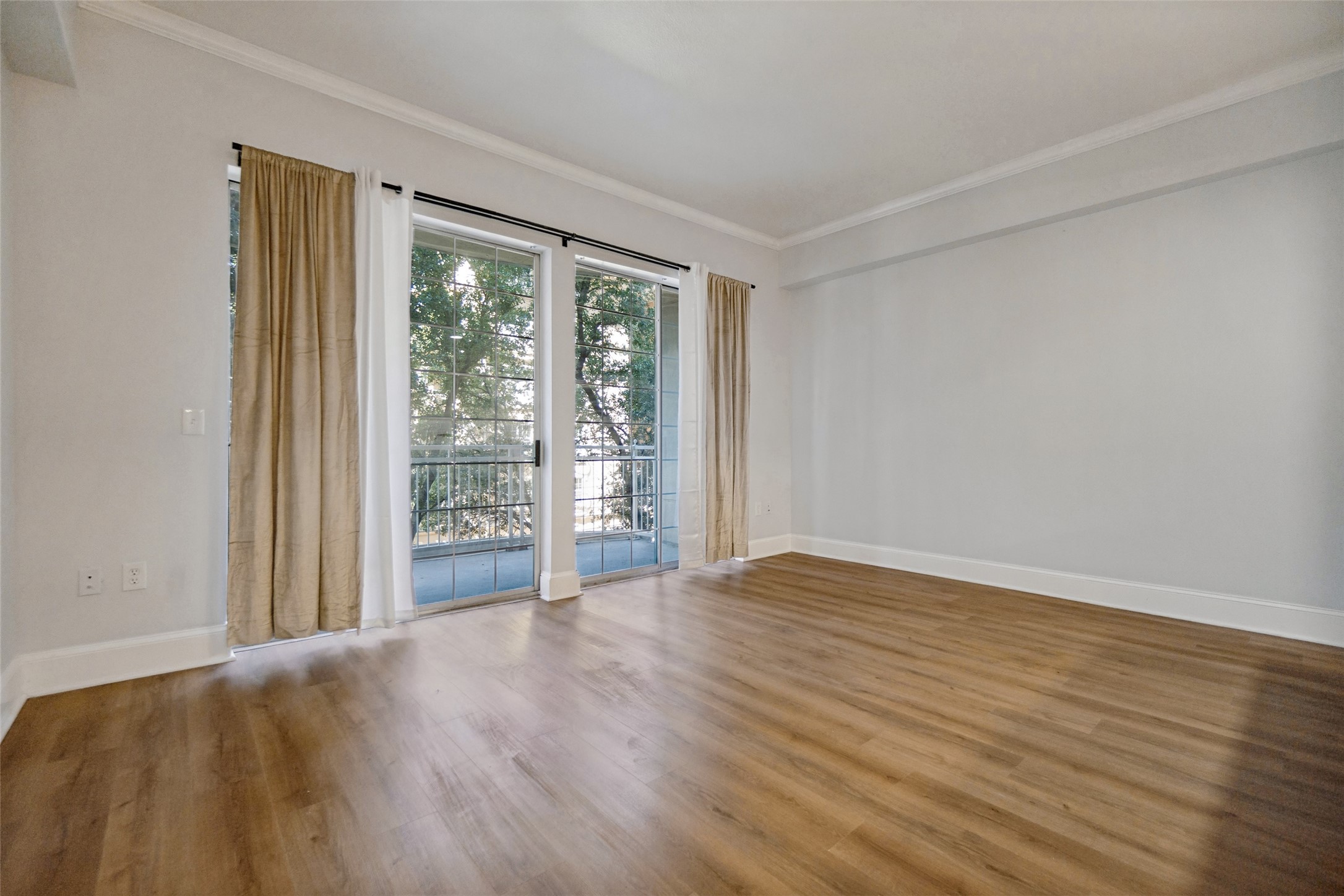 3225 Turtle Creek Boulevard 334