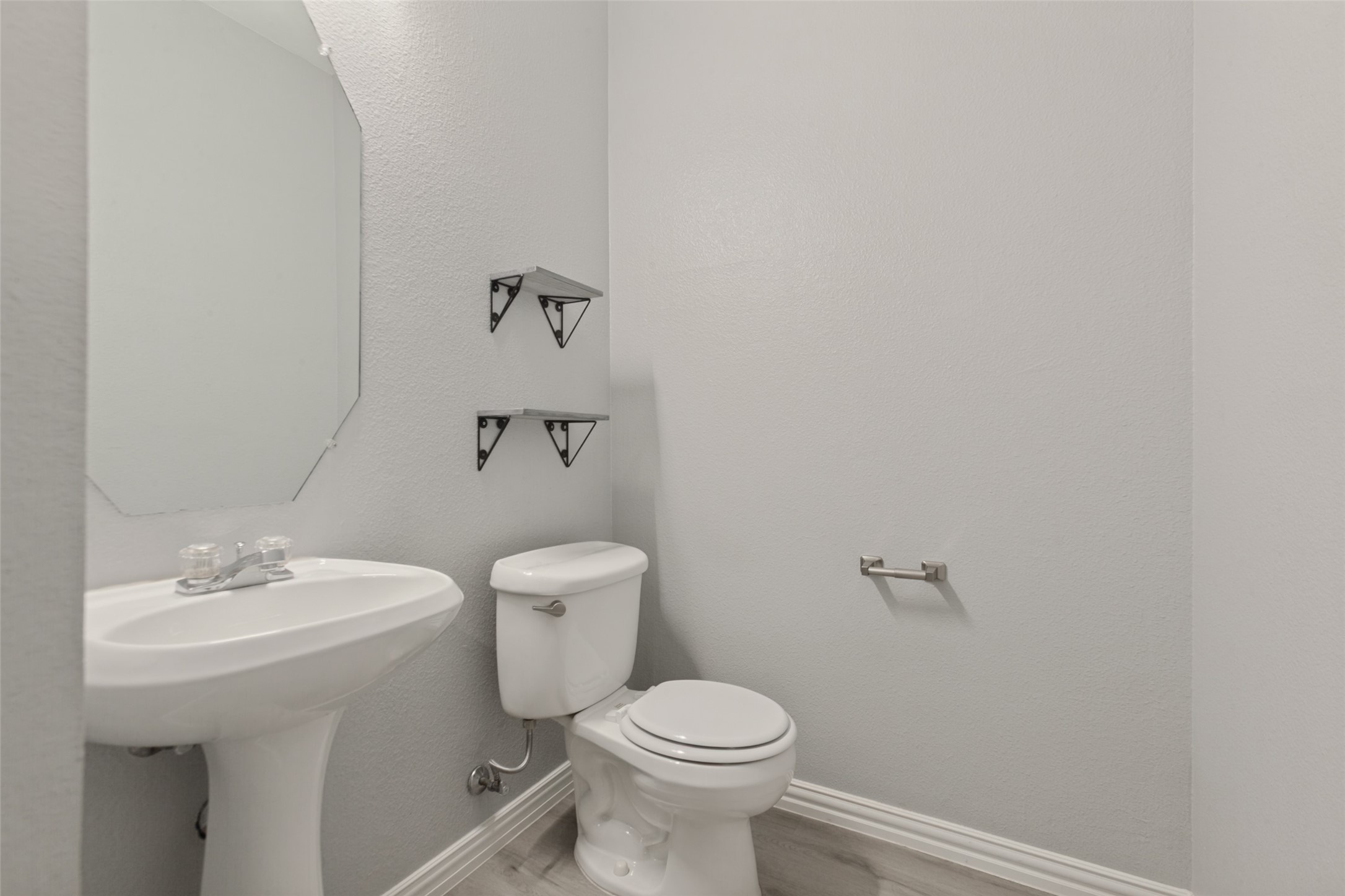 3815 Brandon Park Drive