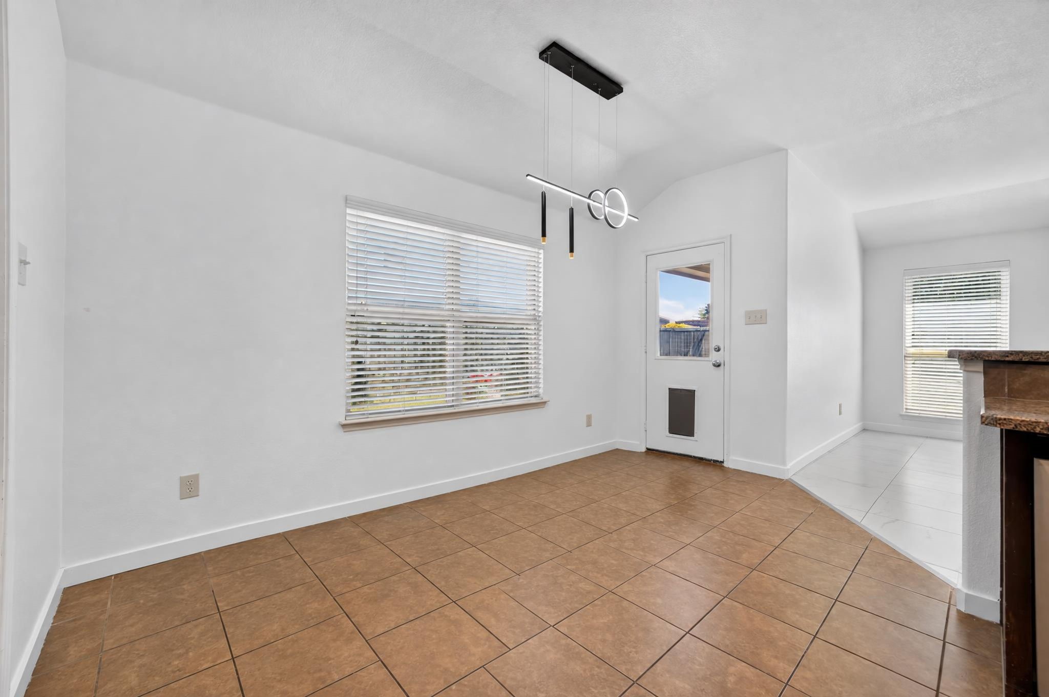 1048 Mercury Drive