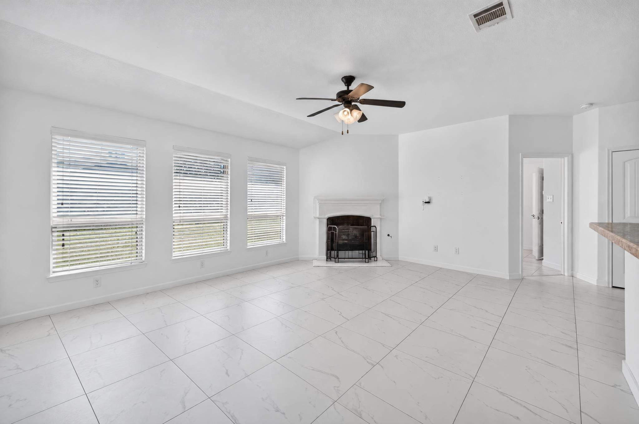 1048 Mercury Drive