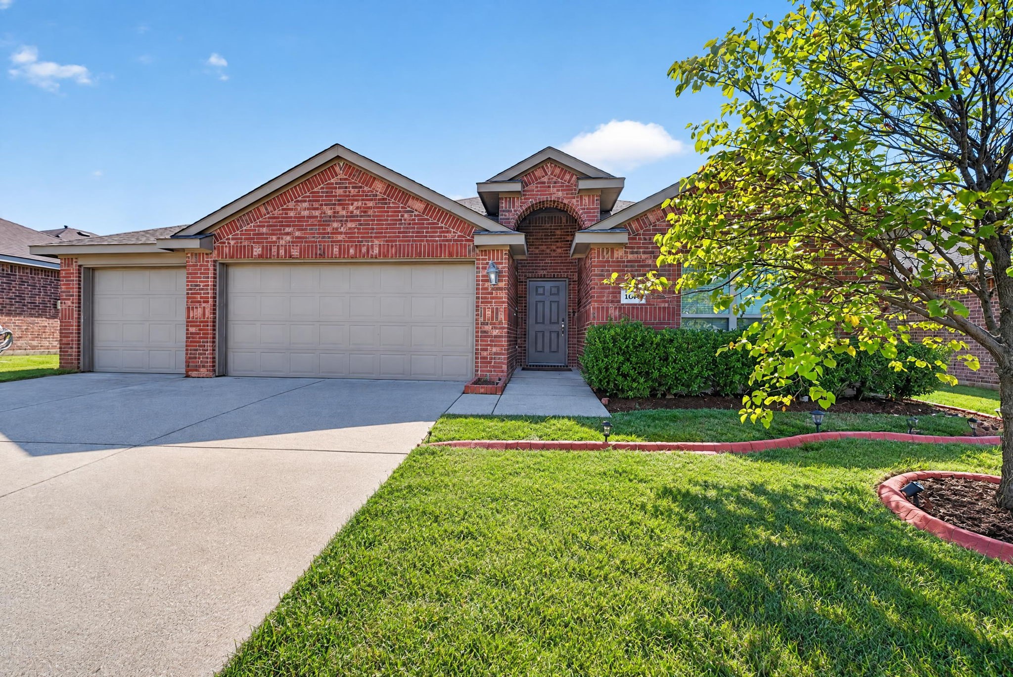 1048 Mercury Drive