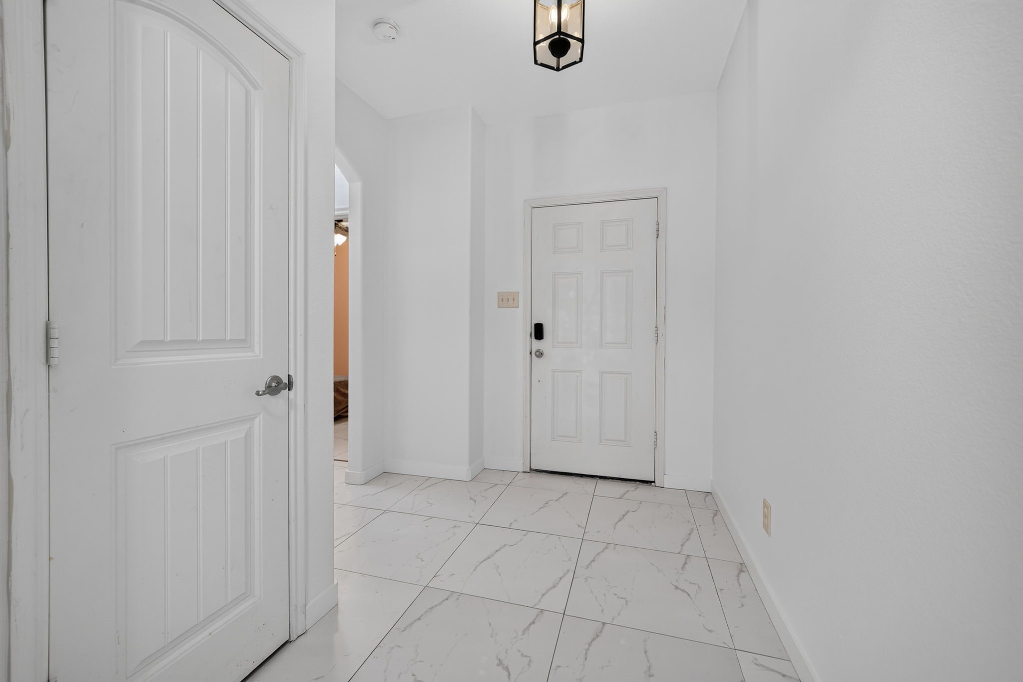 1048 Mercury Drive