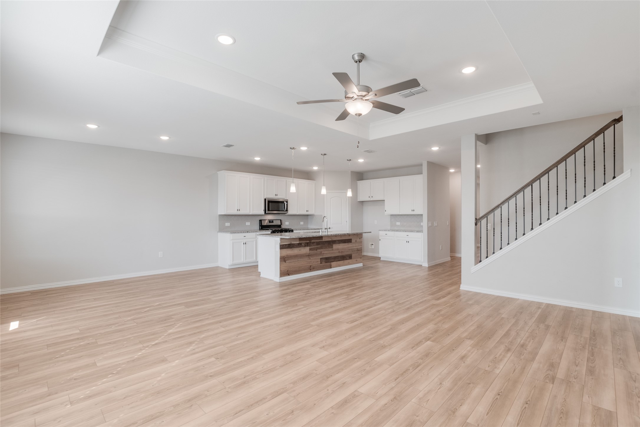 215 Hadley Lane