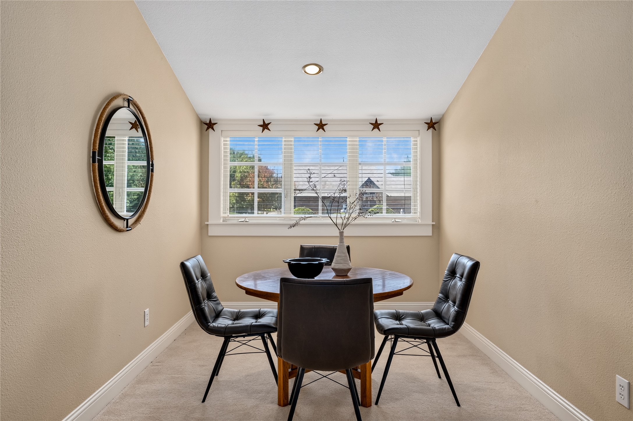 8820 Dewland Drive 3204