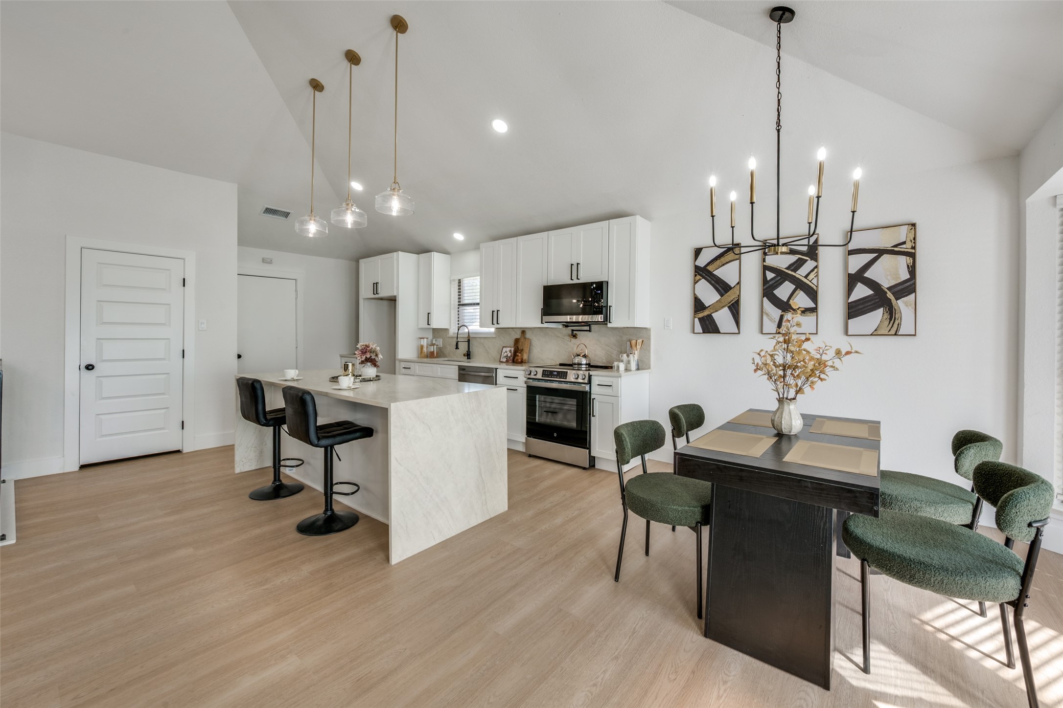 3713 Ashley Lane