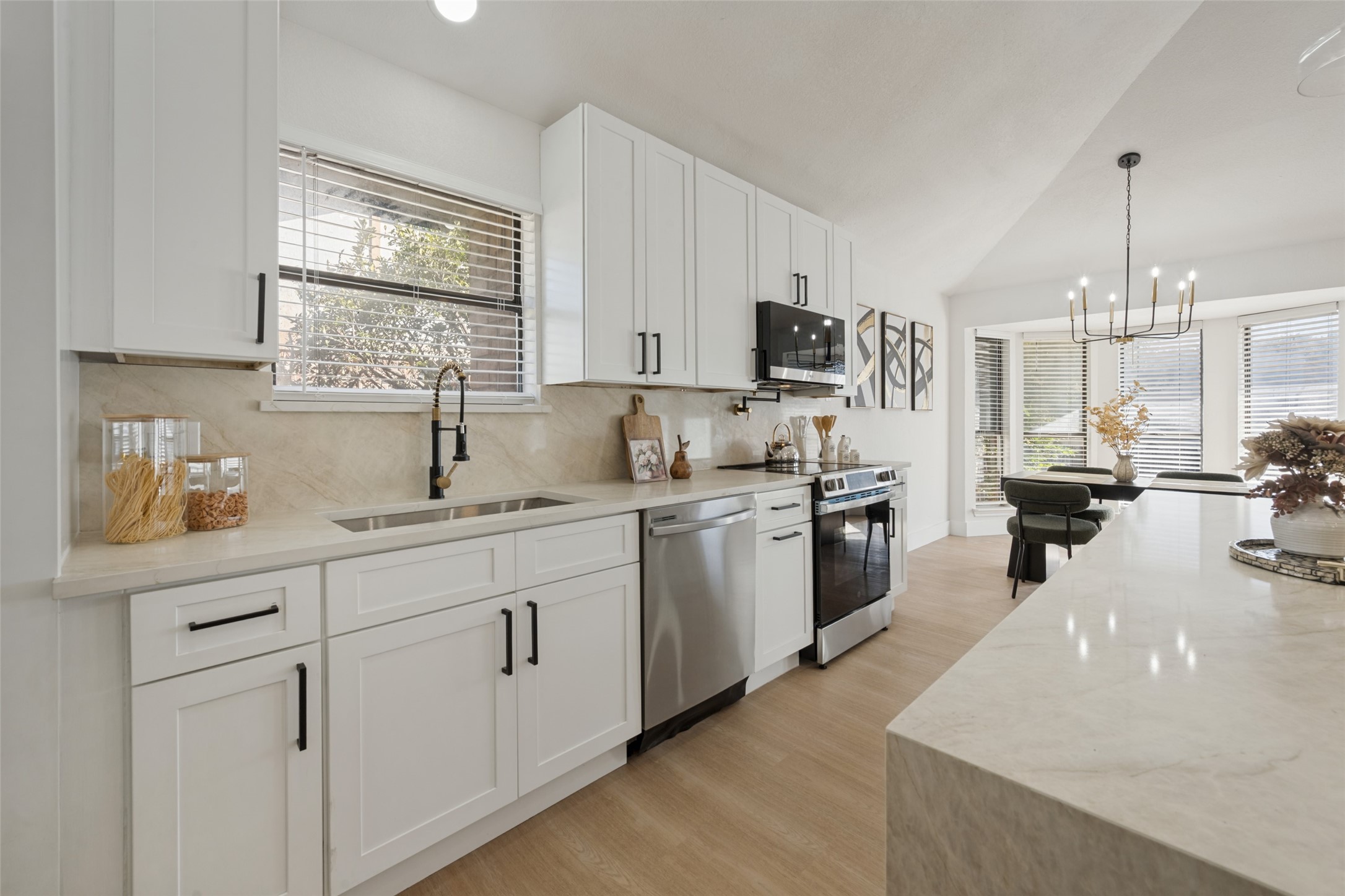 3713 Ashley Lane