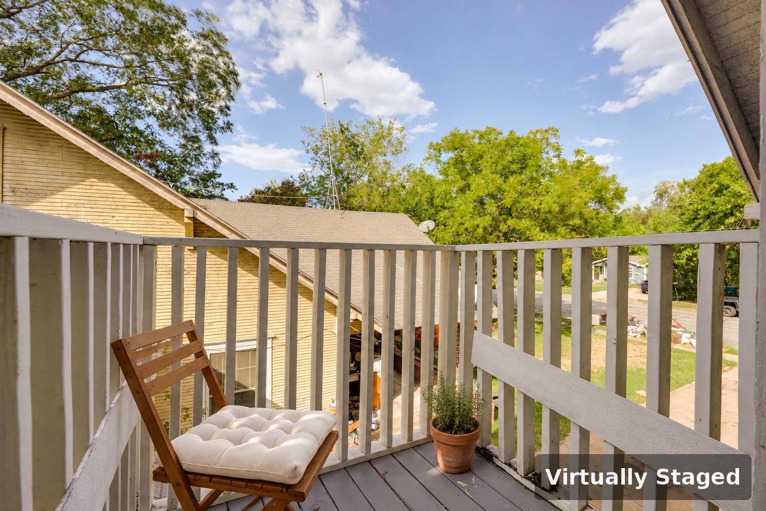 1416 S Travis Street