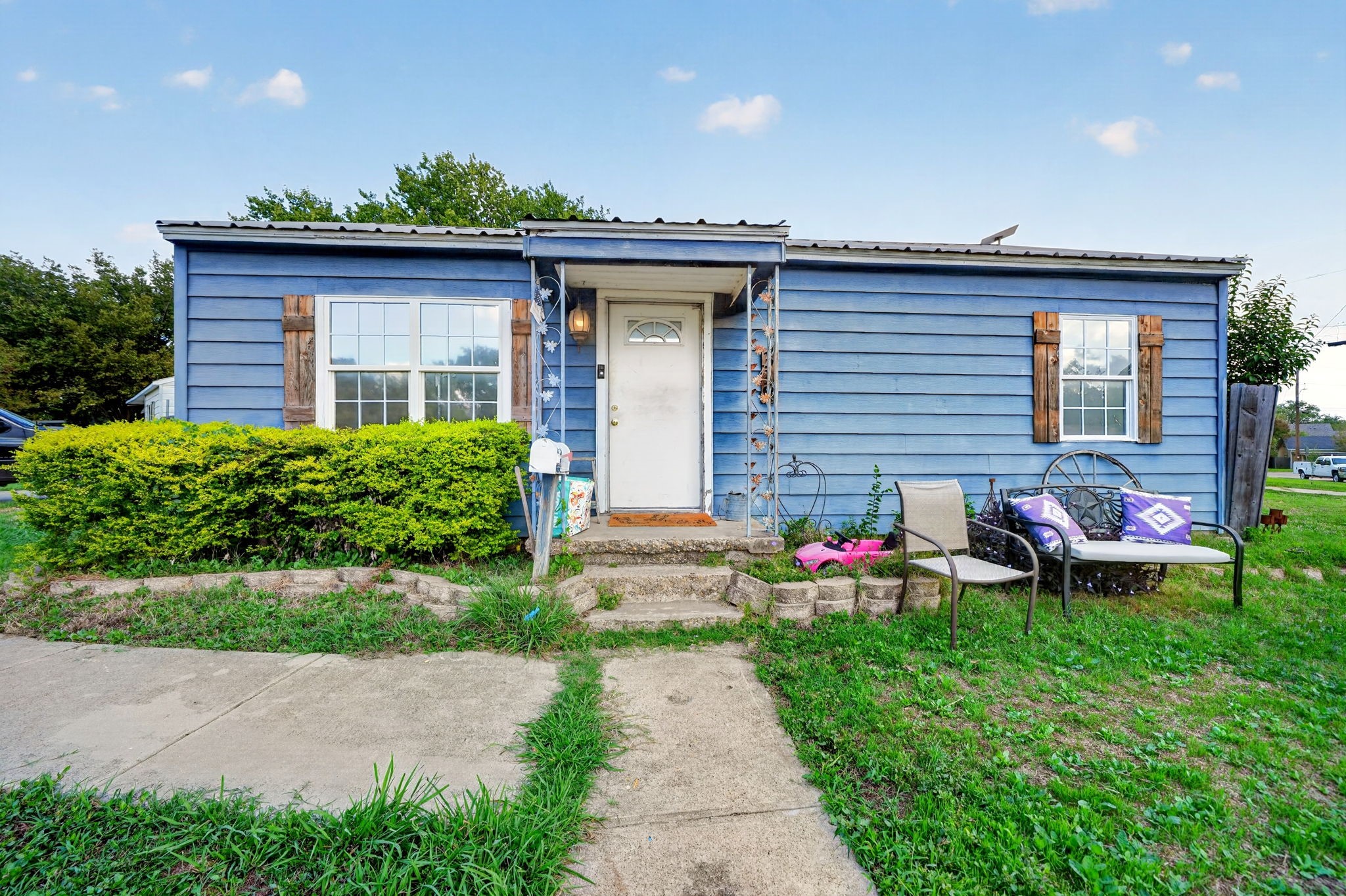 318 Charles Drive