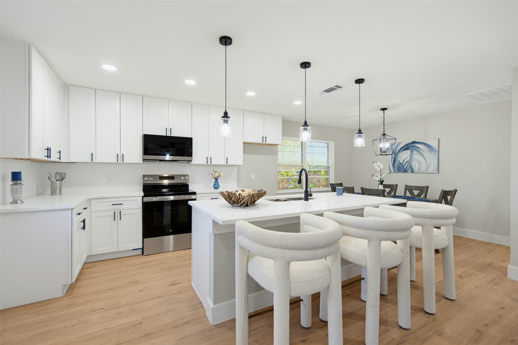 3049 Latham Drive