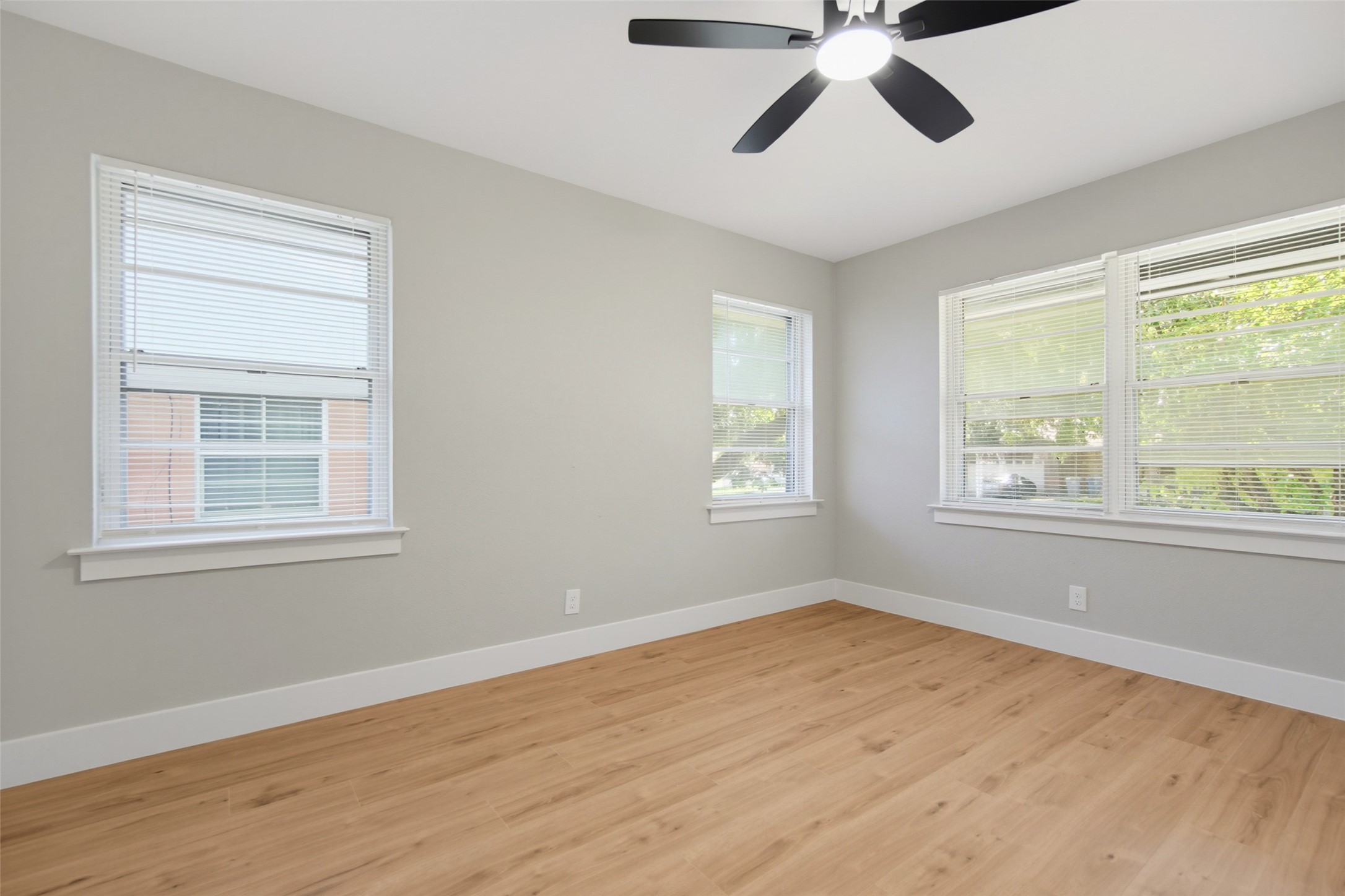 3049 Latham Drive