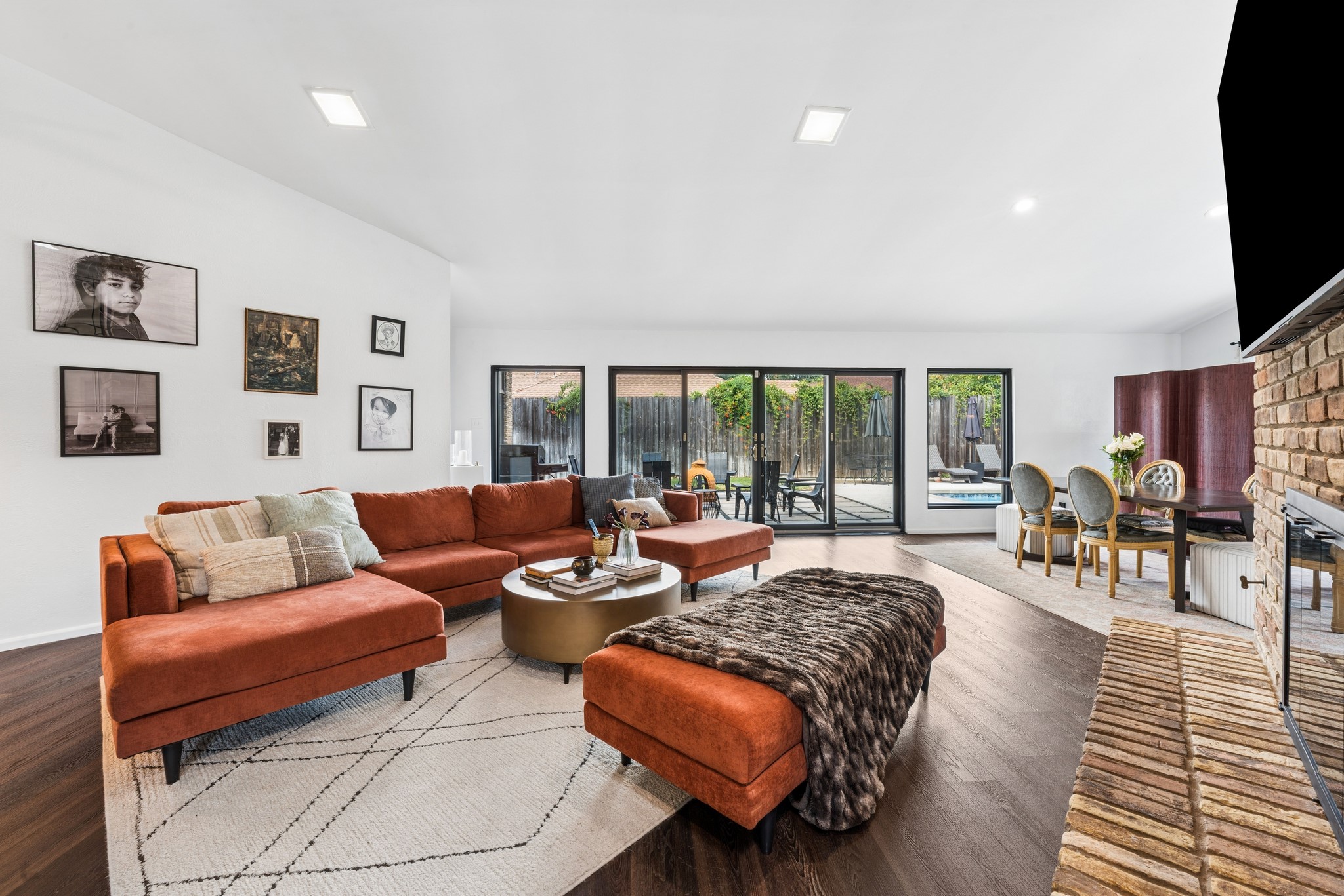 1905 Reverchon Drive