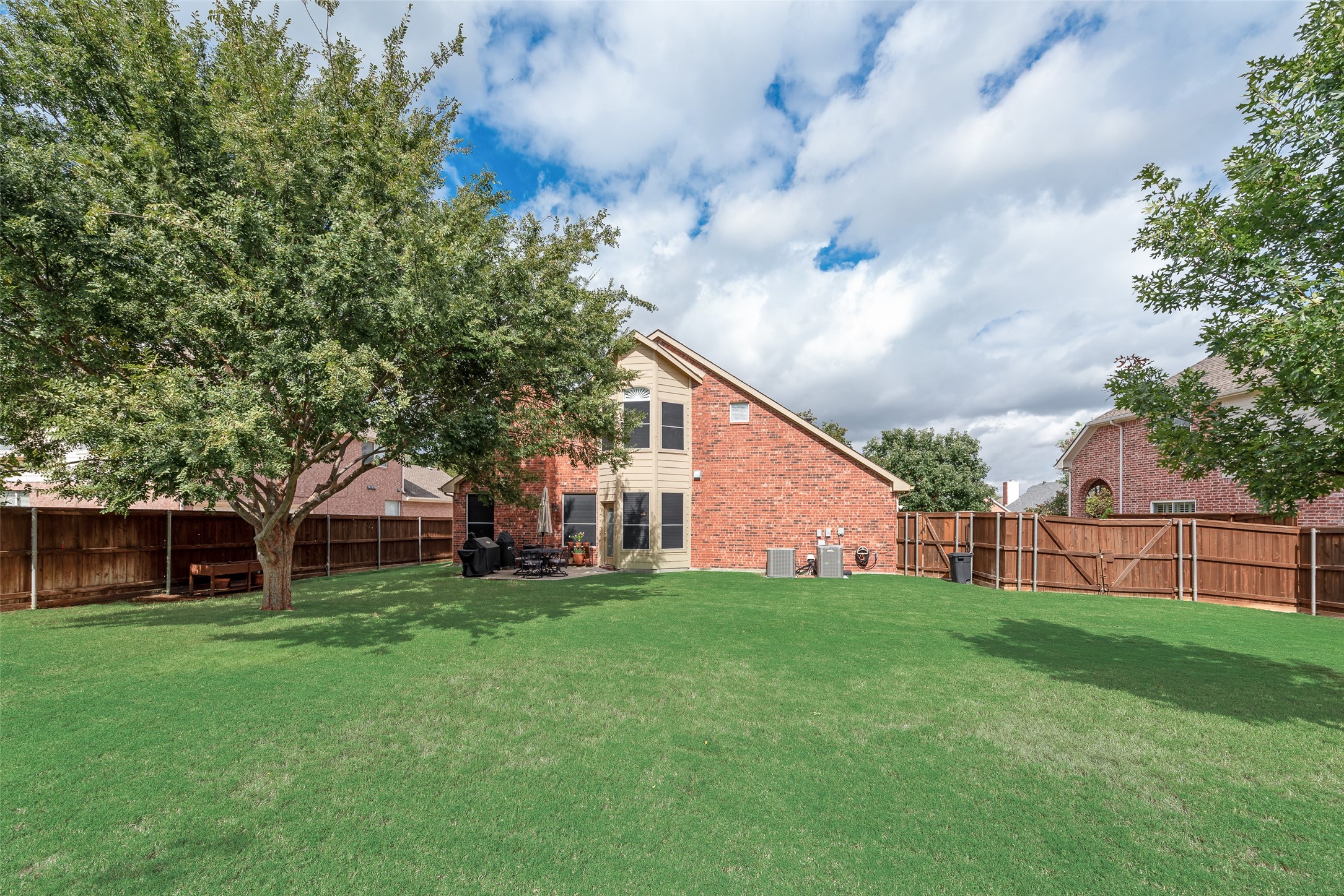 148 Oakbluff Drive