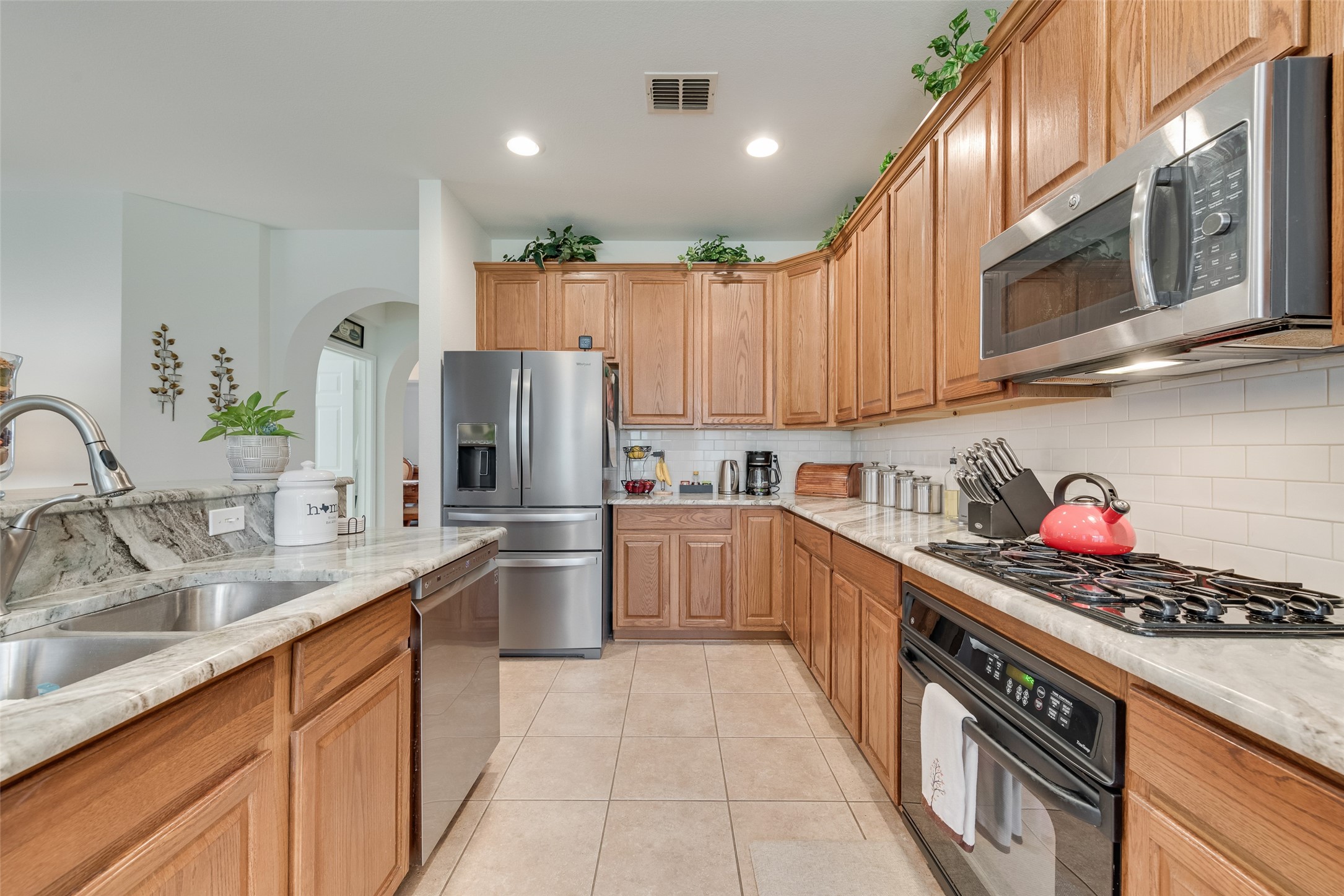 148 Oakbluff Drive