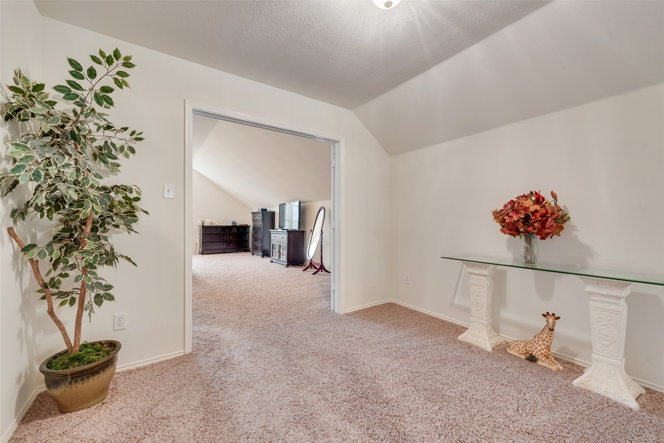 148 Oakbluff Drive
