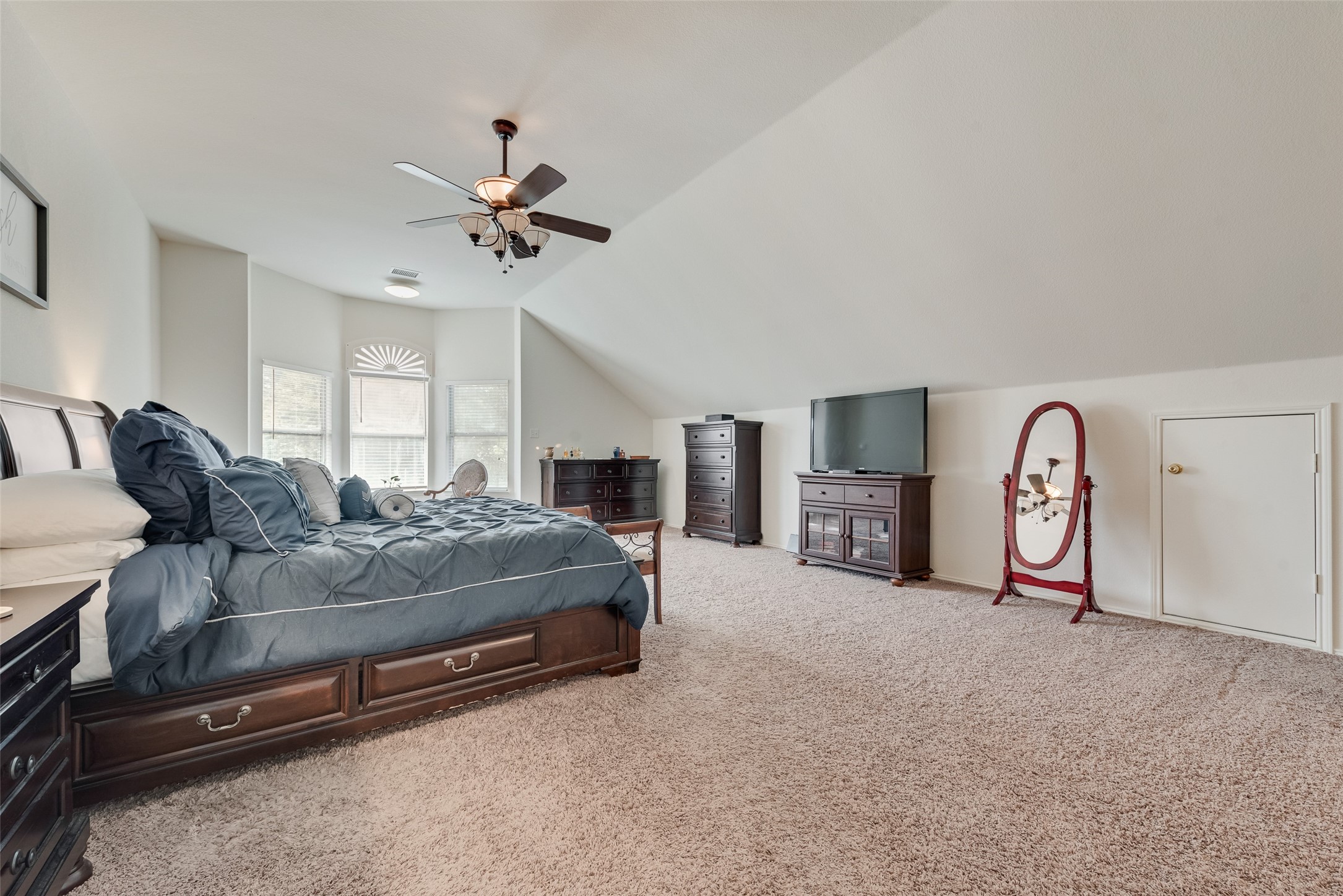 148 Oakbluff Drive