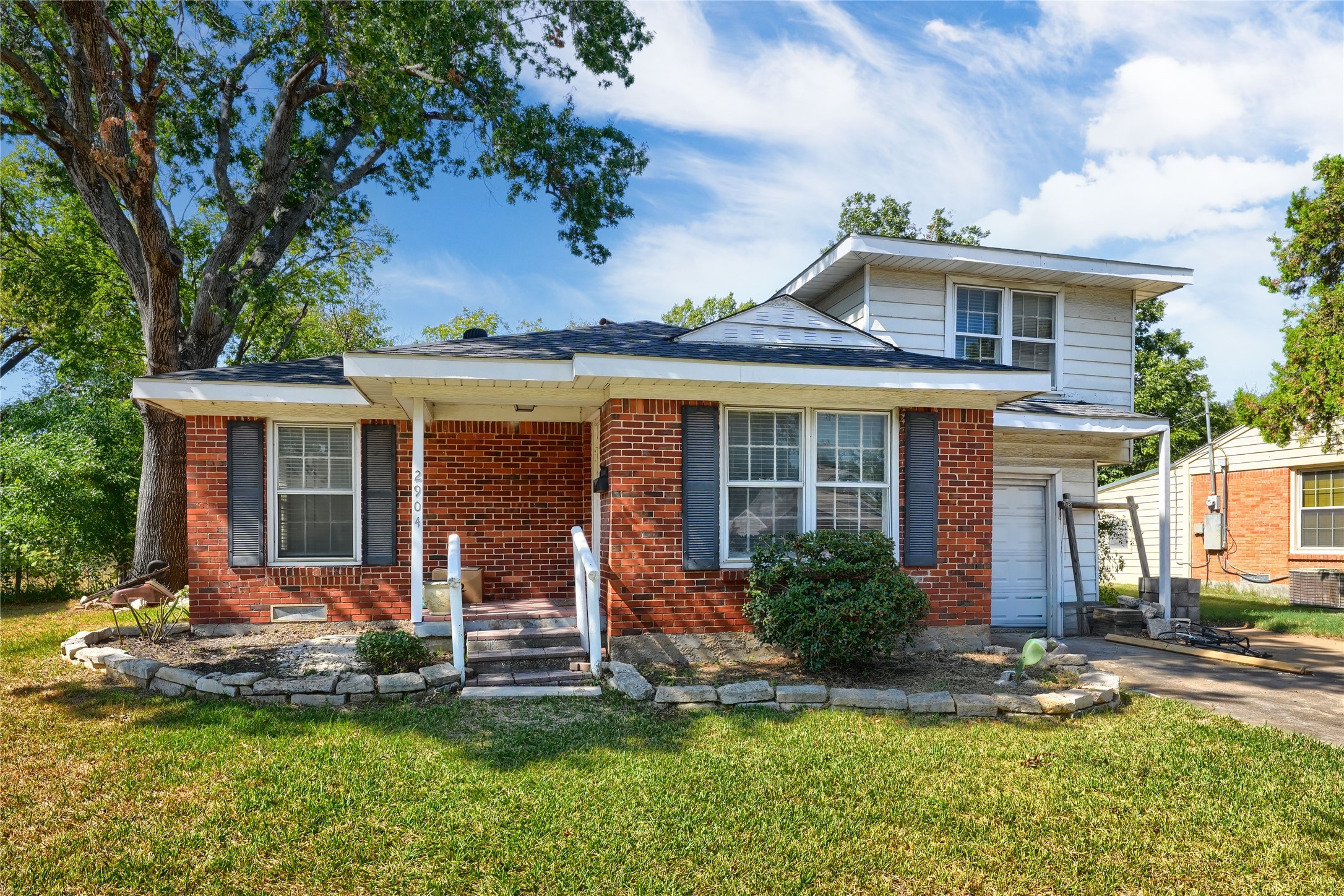 2409 Browne Street Garland TX