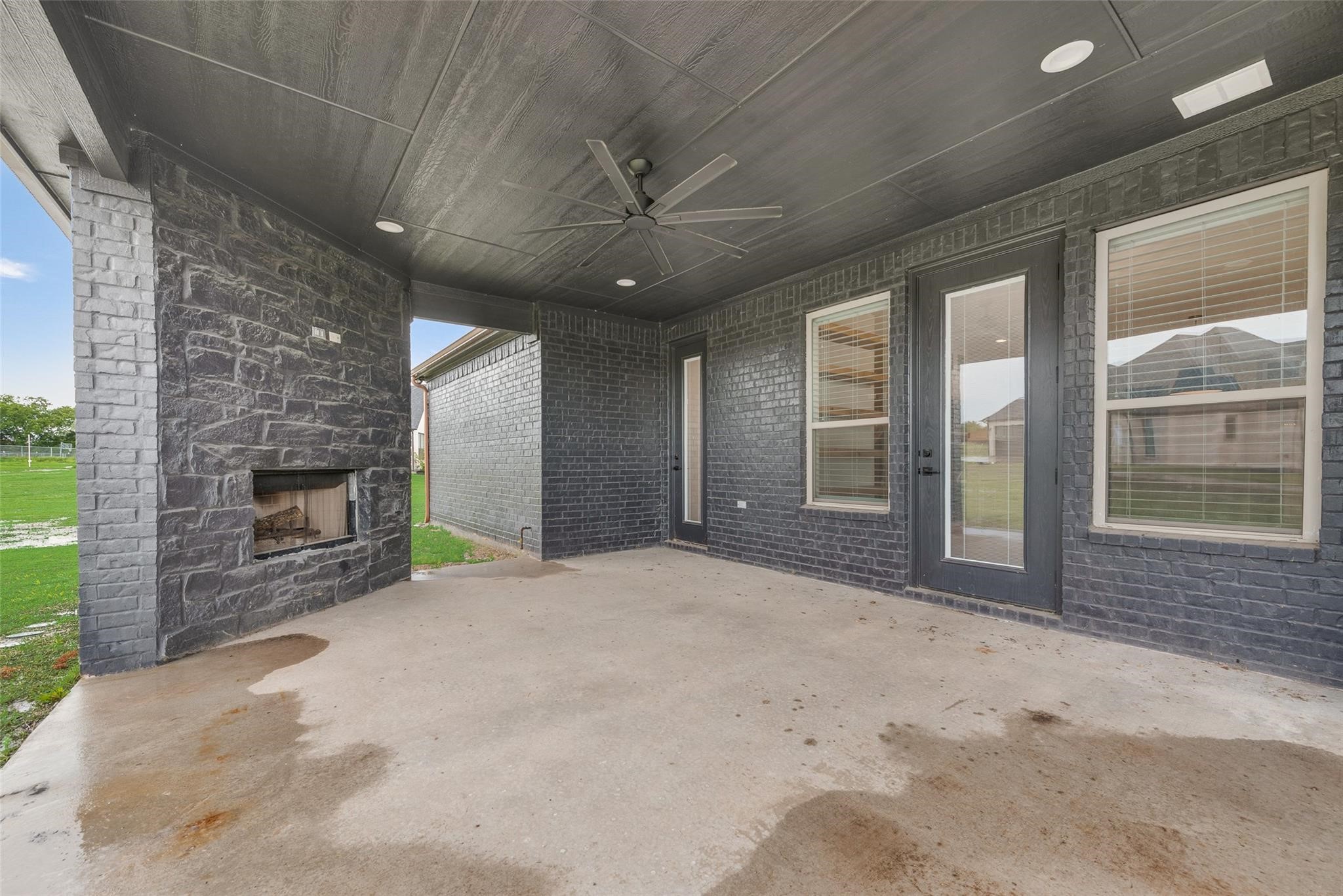 1001 Devoss Court