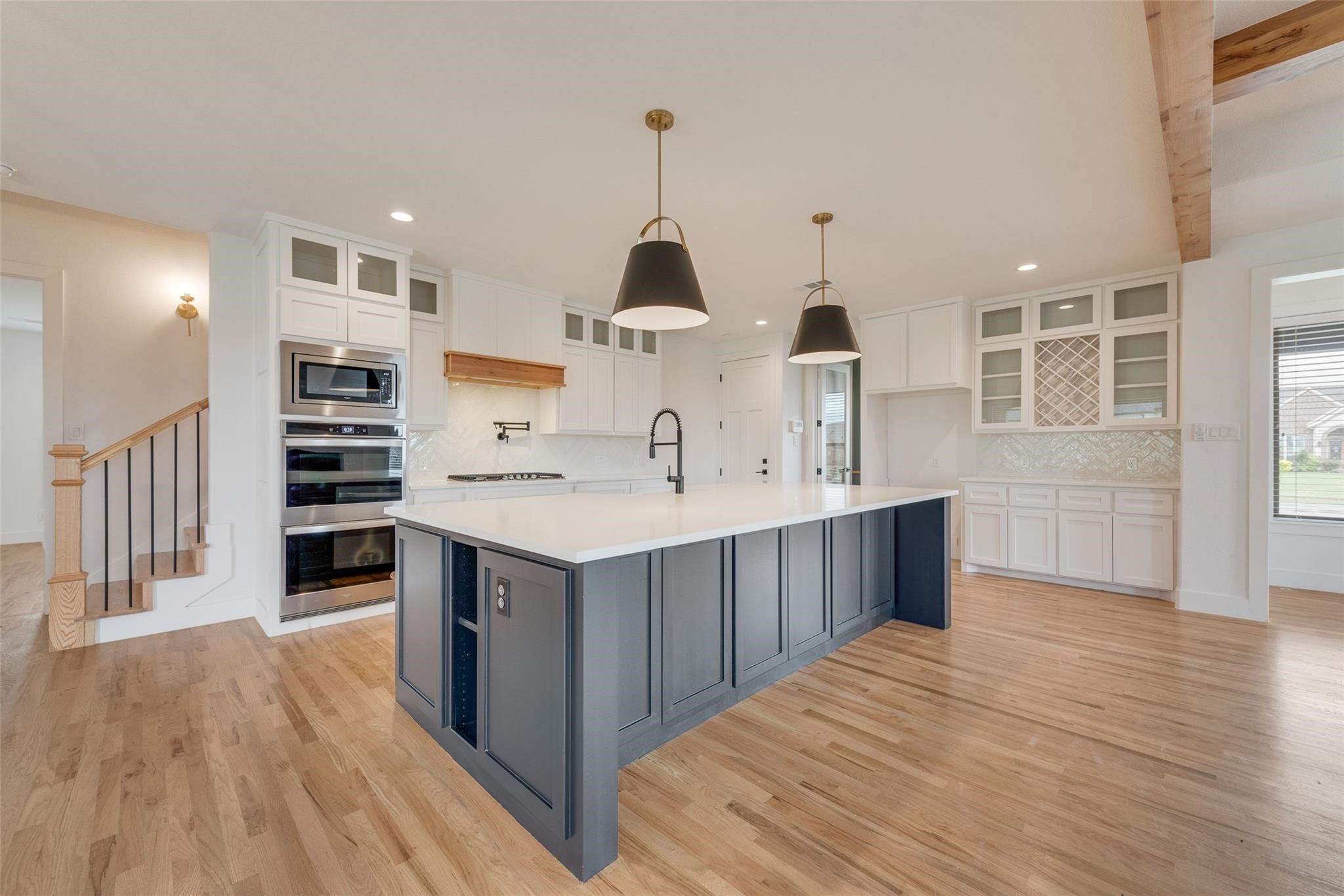 1001 Devoss Court