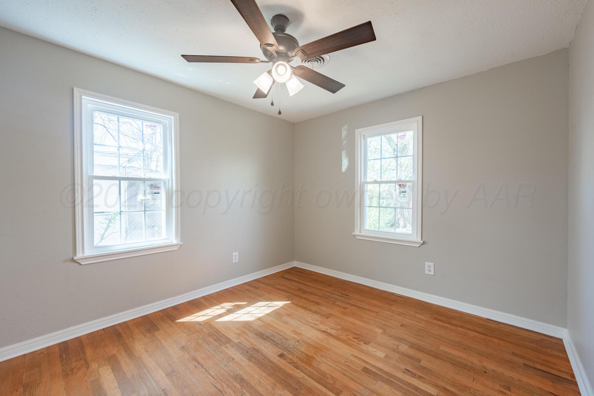 4014 S LIPSCOMB Street