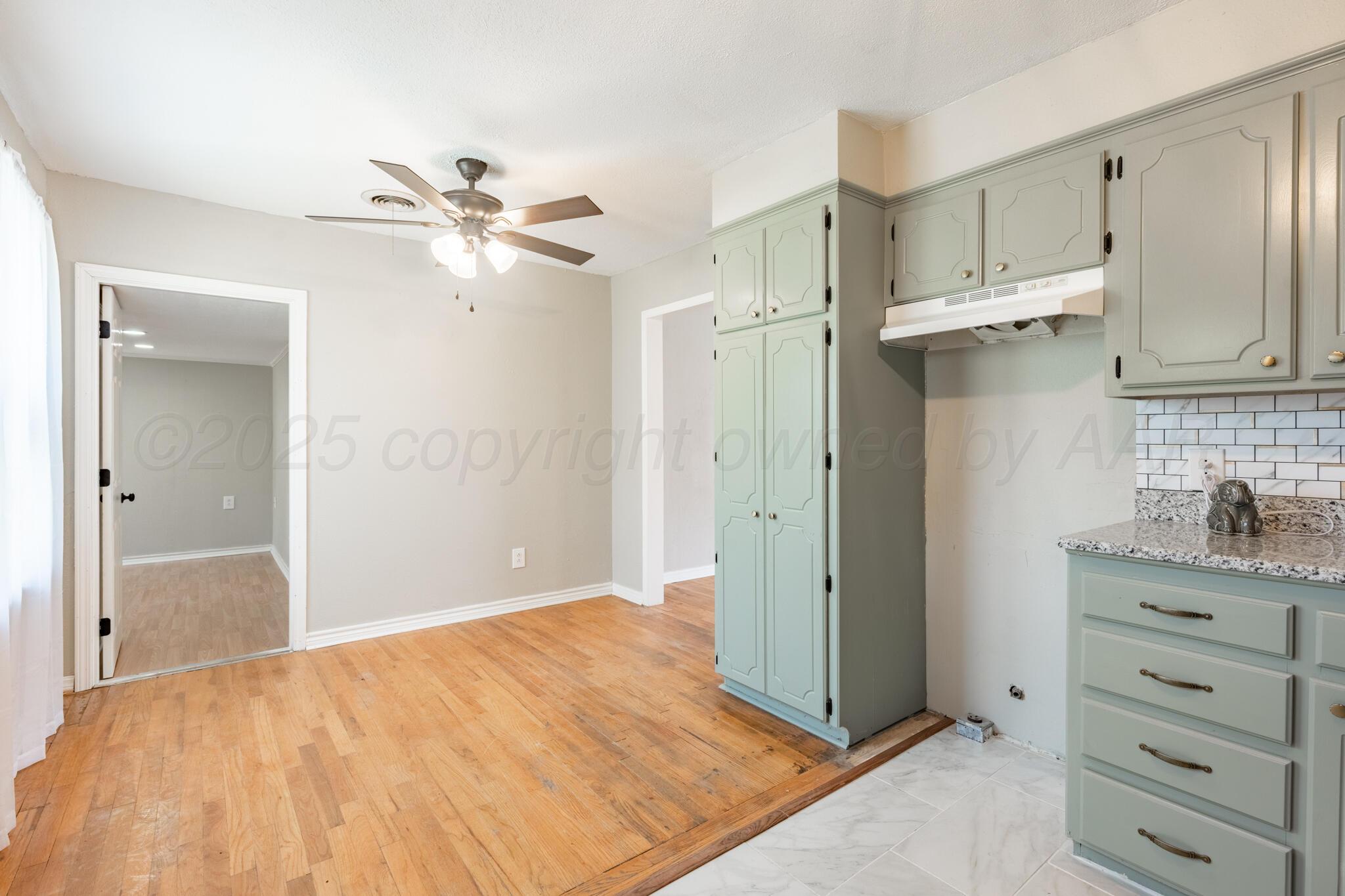 4014 S LIPSCOMB Street