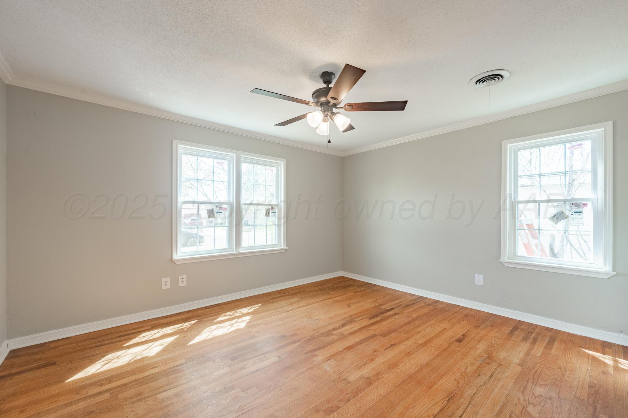 4014 S LIPSCOMB Street