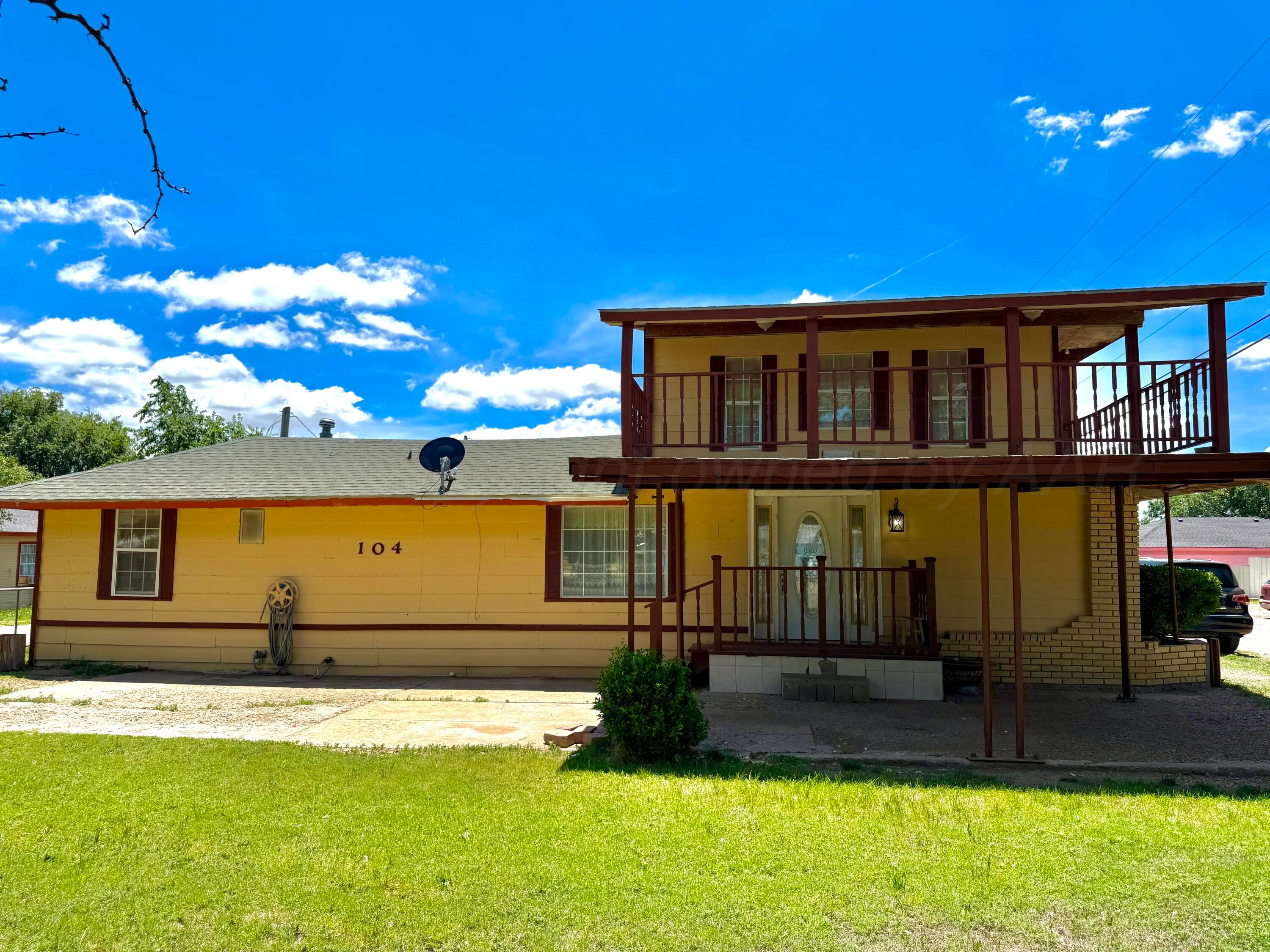 104 North Drive