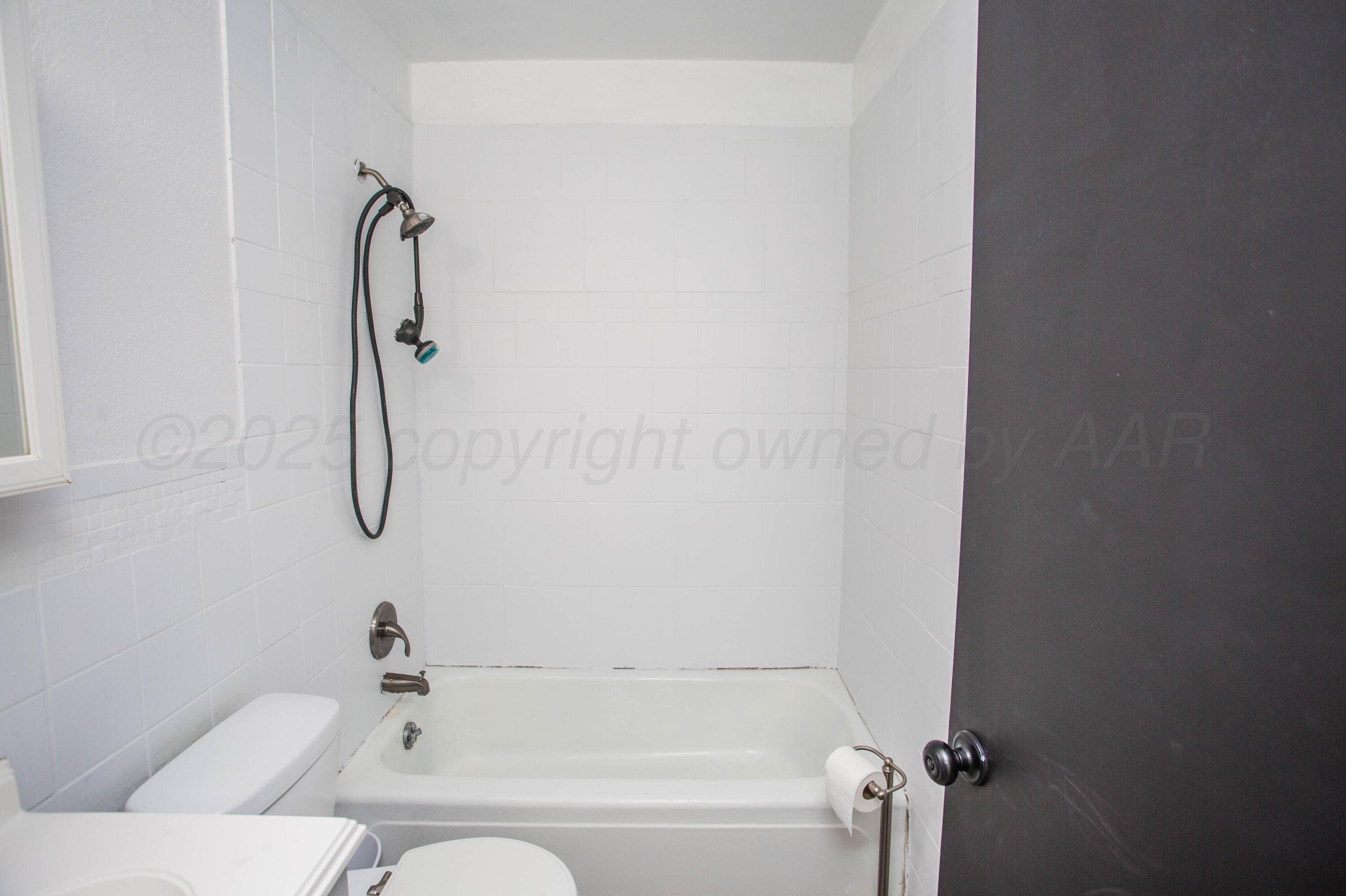 1016 NW NW 11th Street